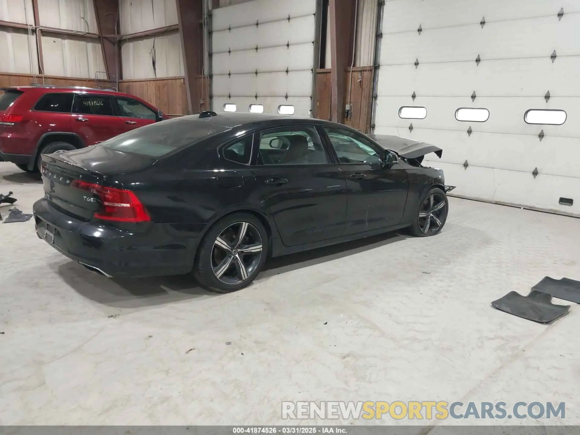 4 Photograph of a damaged car LVYA22MT5LP168557 VOLVO S90 2020