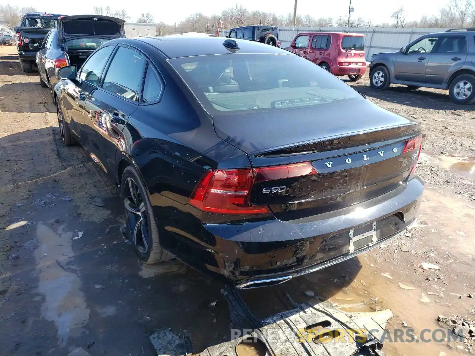 3 Photograph of a damaged car LVYA22MT8LP174692 VOLVO S90 2020