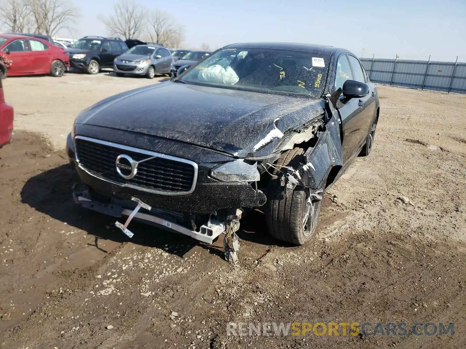 2 Photograph of a damaged car LVYA22MT9LP168836 VOLVO S90 2020