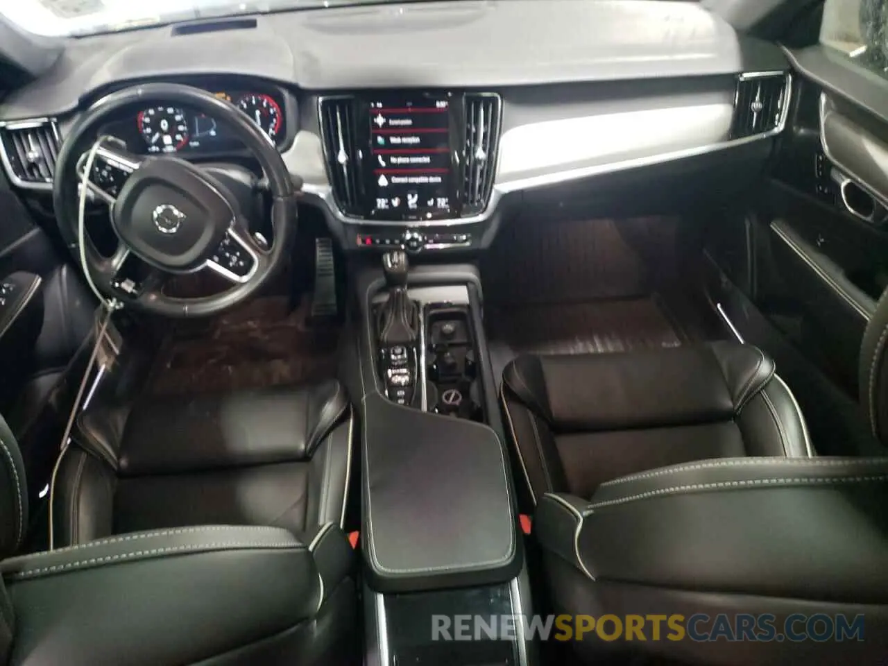 8 Photograph of a damaged car LVYA22MT9LP169906 VOLVO S90 2020
