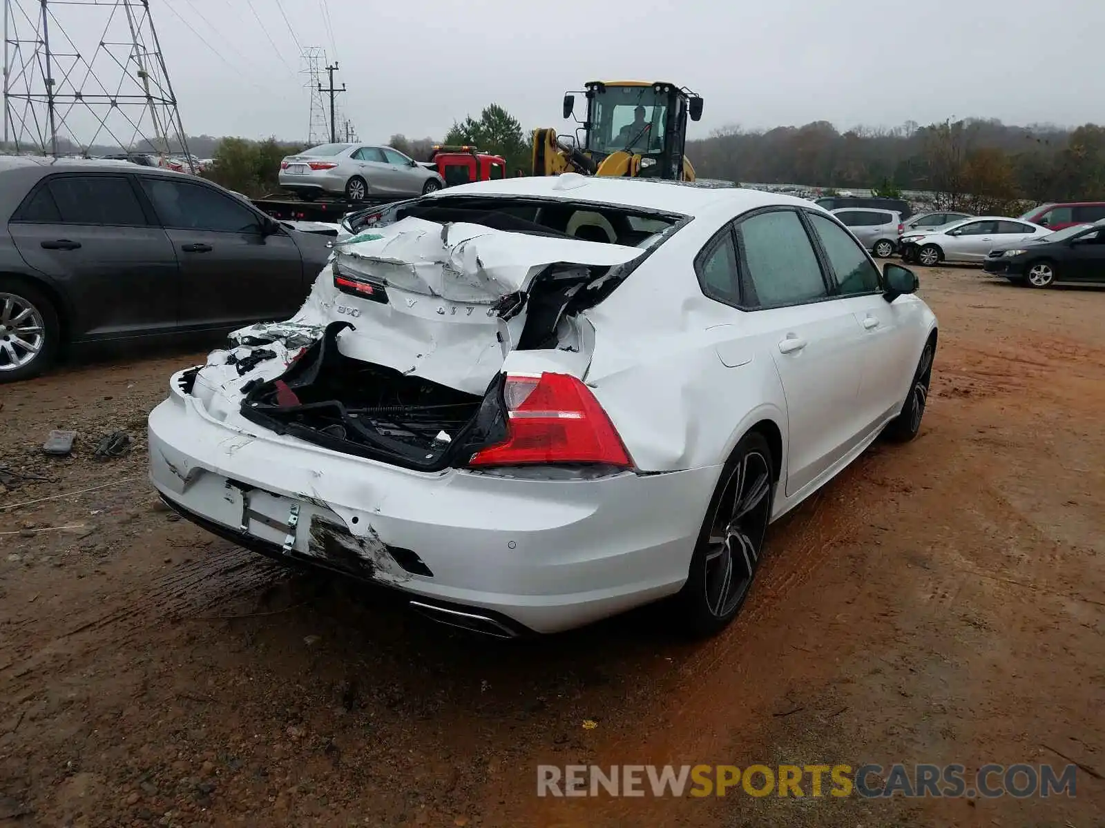 4 Photograph of a damaged car LVYBR0AT0LP169043 VOLVO S90 2020