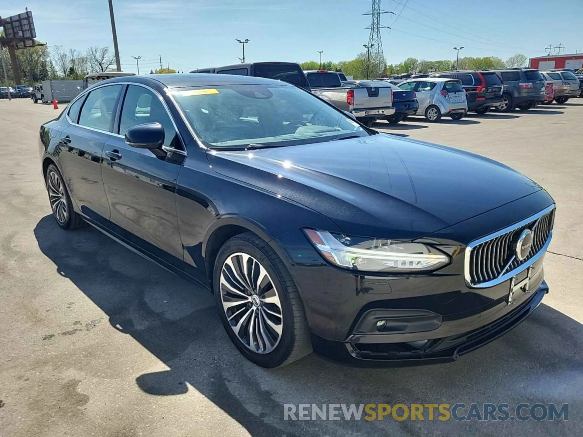 3 Photograph of a damaged car LVYA22MK9MP225254 VOLVO S90 2021