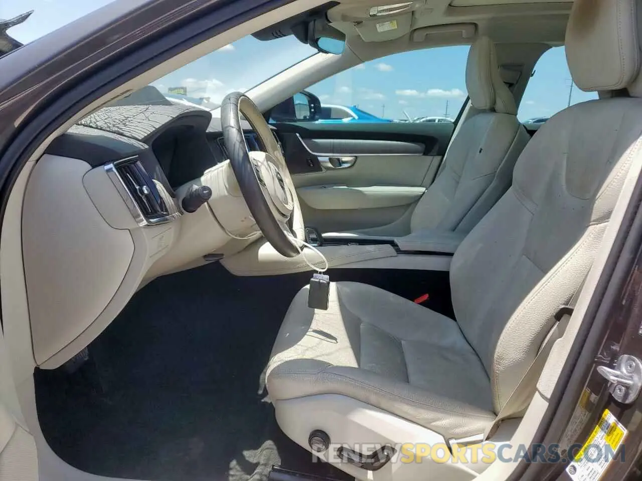 7 Photograph of a damaged car LVY062MN9PP320203 VOLVO S90 PLUS 2023