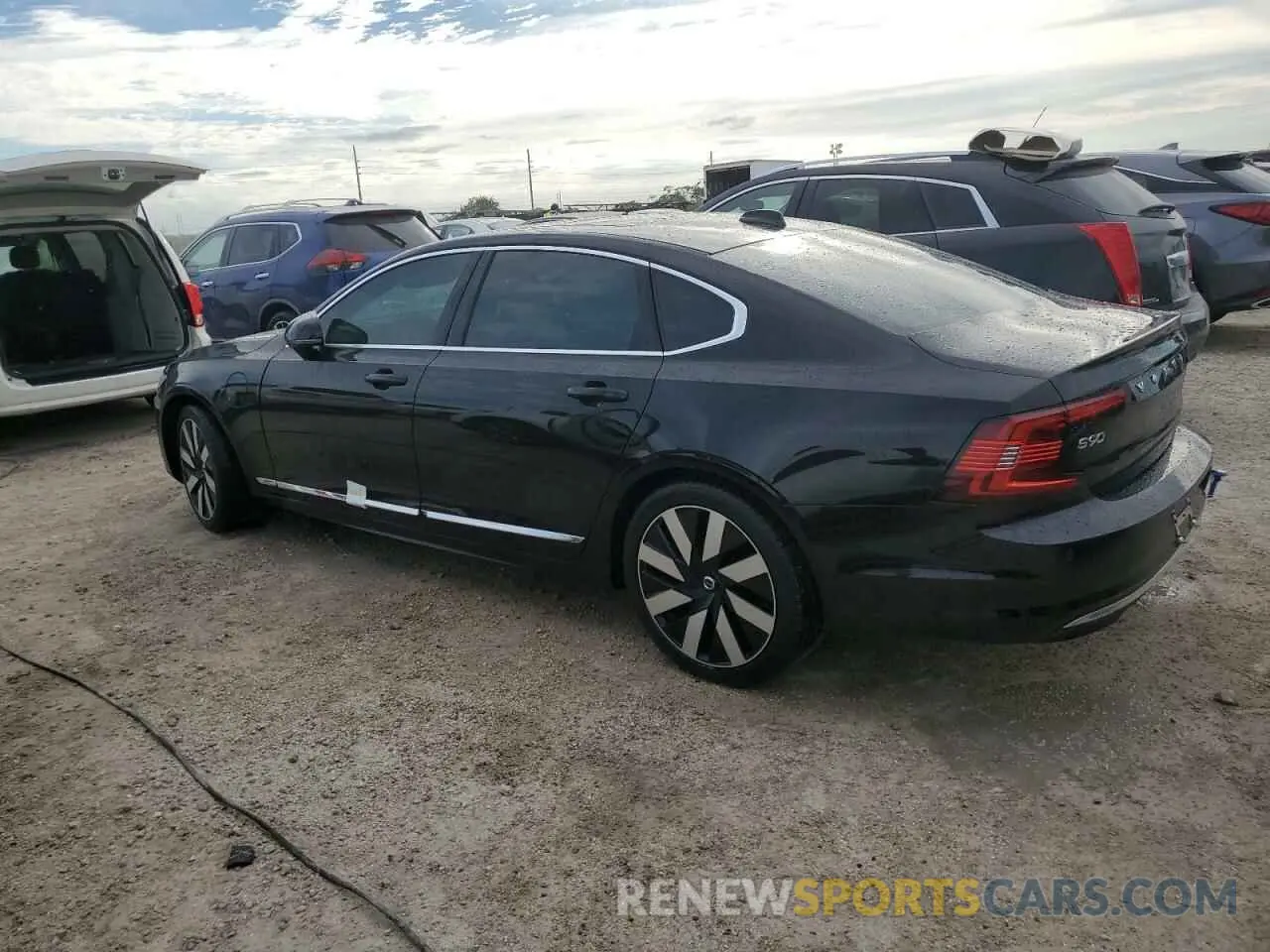 2 Photograph of a damaged car LVYH60AF2RP409571 VOLVO S90 ULTIMA 2024