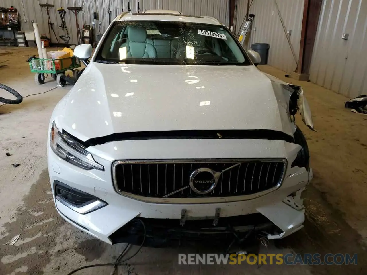 5 Photograph of a damaged car YV1A22SL6K2335587 VOLVO V60 2019