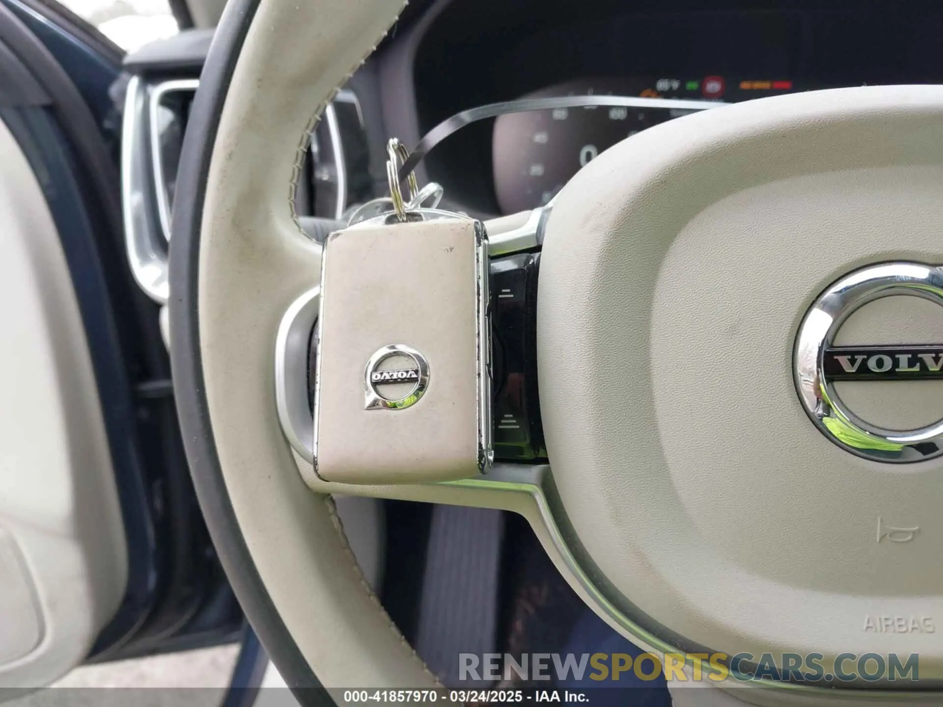 11 Photograph of a damaged car YV1A22SL7K2325537 VOLVO V60 2019