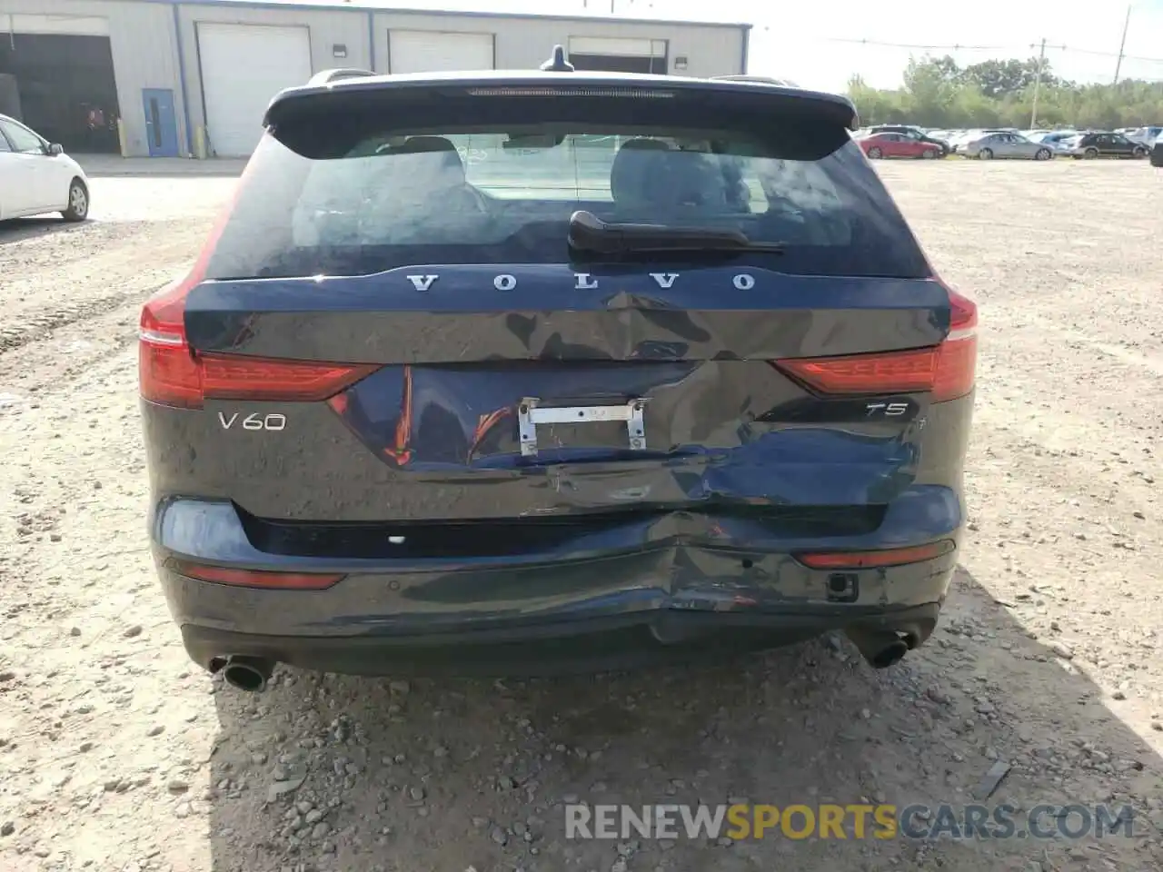 9 Photograph of a damaged car YV1102EK0L2391776 VOLVO V60 2020