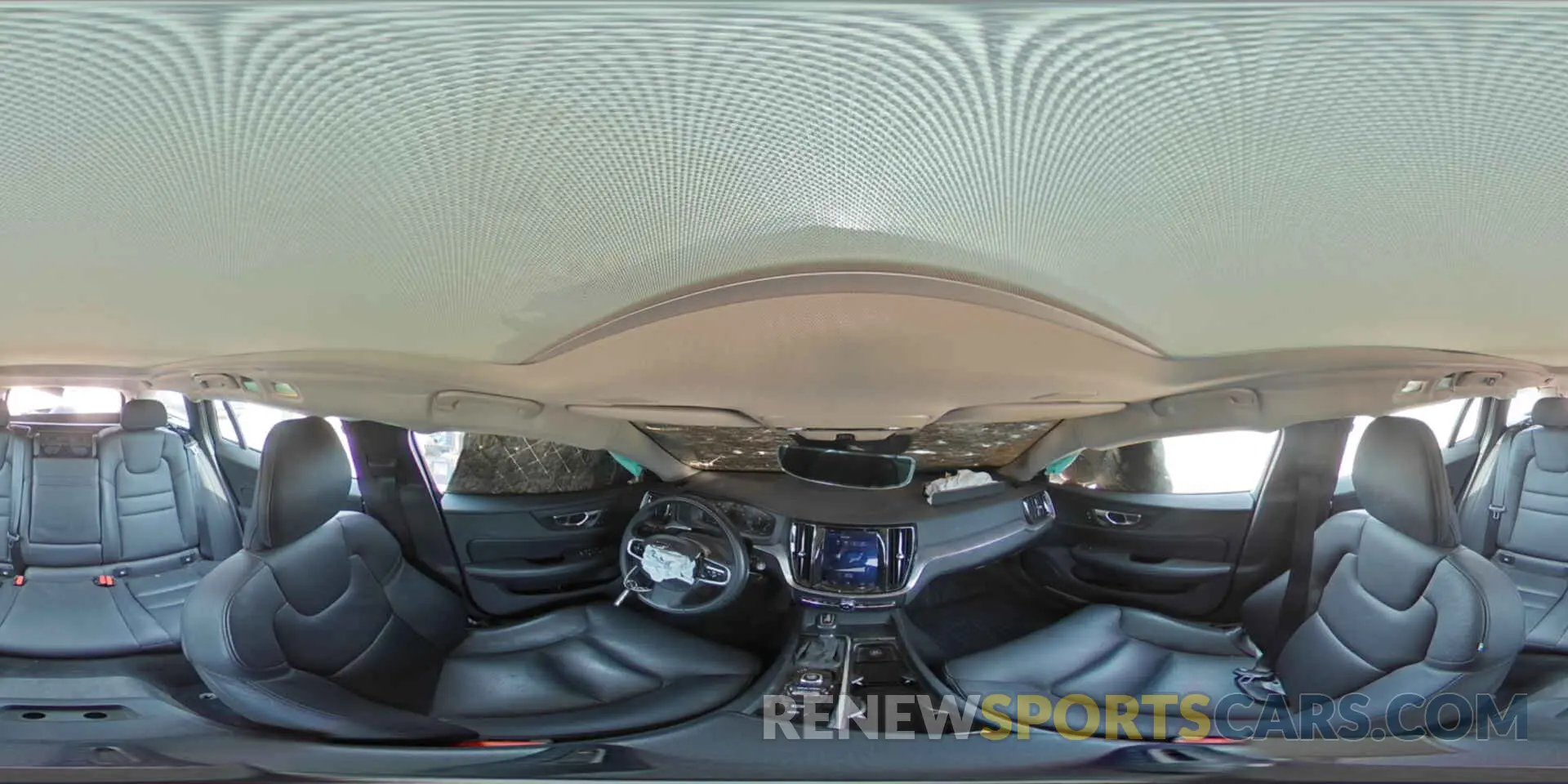 14 Photograph of a damaged car YV1102EK3L2371828 VOLVO V60 2020