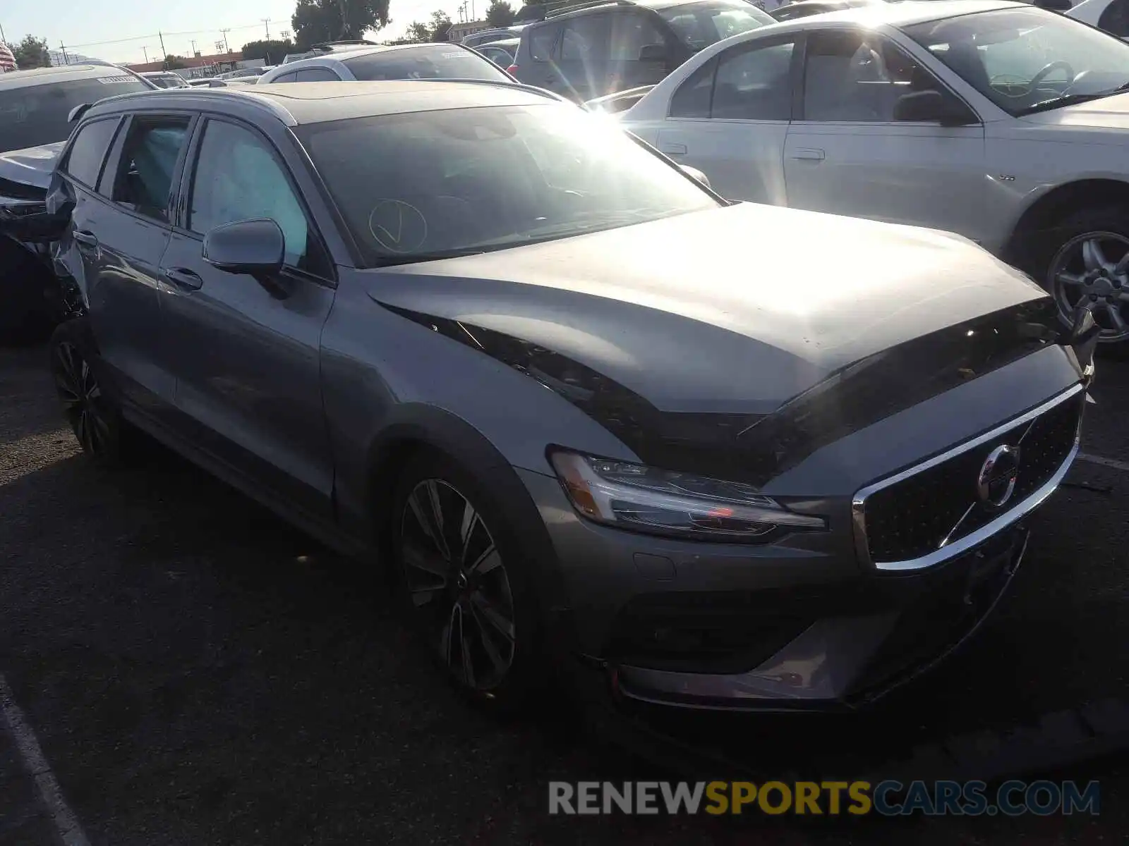 1 Photograph of a damaged car YV4102WK2L1042416 VOLVO V60 2020