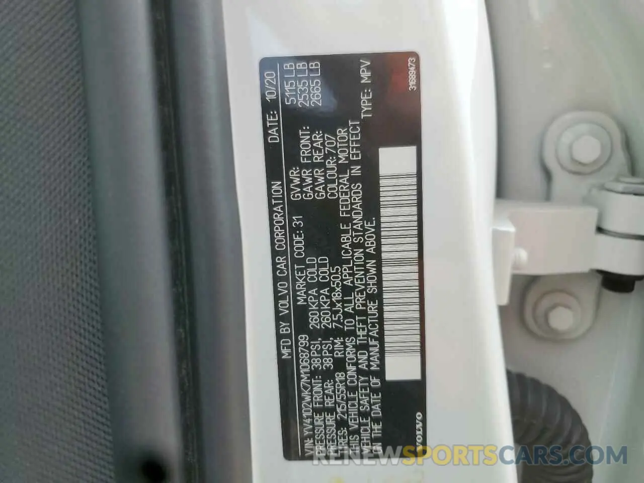13 Photograph of a damaged car YV4102WK7M1068799 VOLVO V60 2021