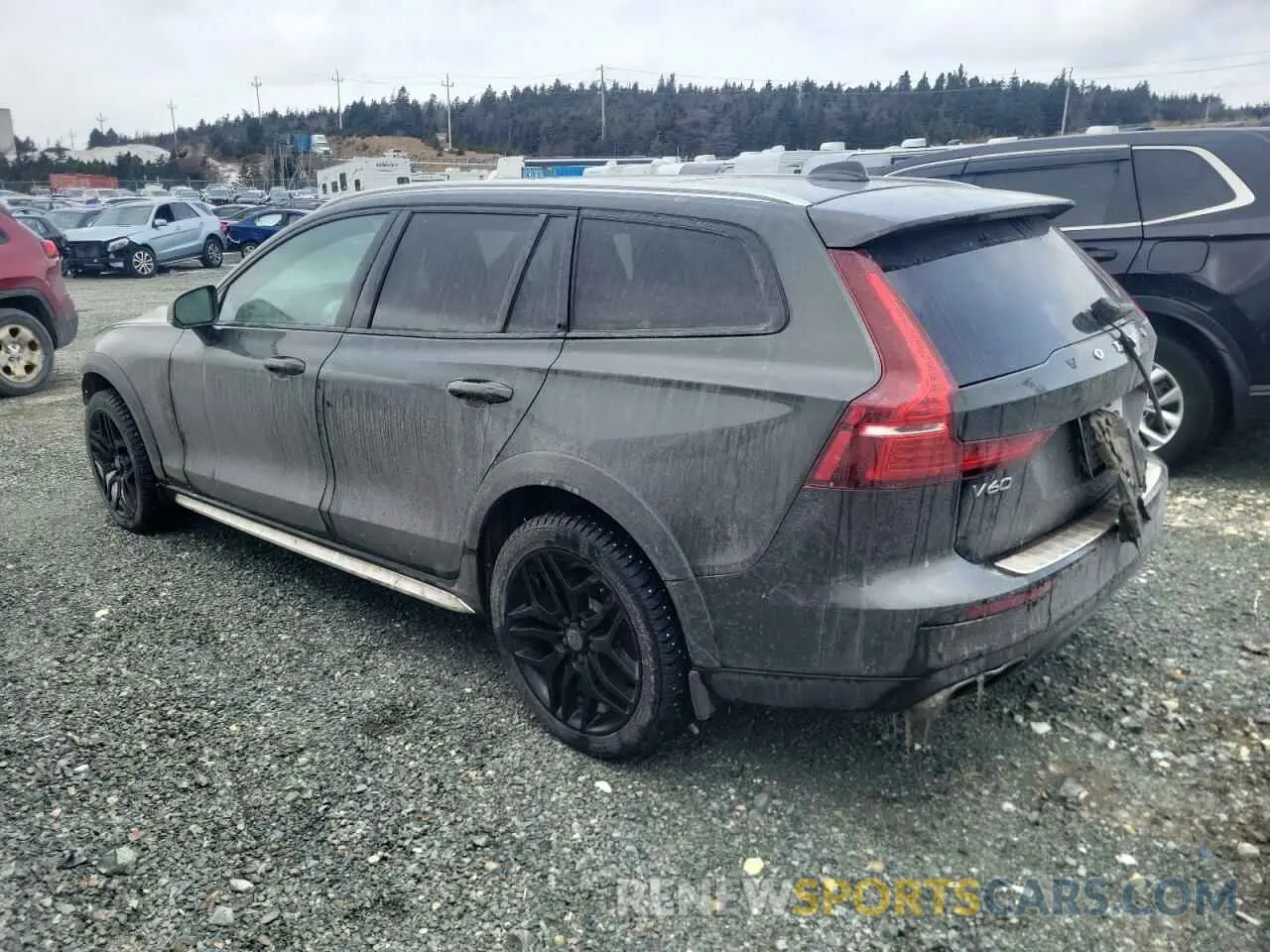 2 Photograph of a damaged car YV4102WK0N2094947 VOLVO V60 2022