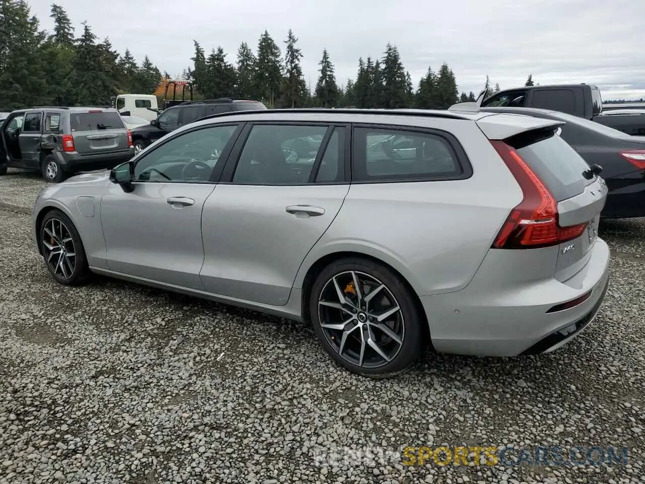 2 Photograph of a damaged car YV1H60EP8P1537253 VOLVO V60 2023