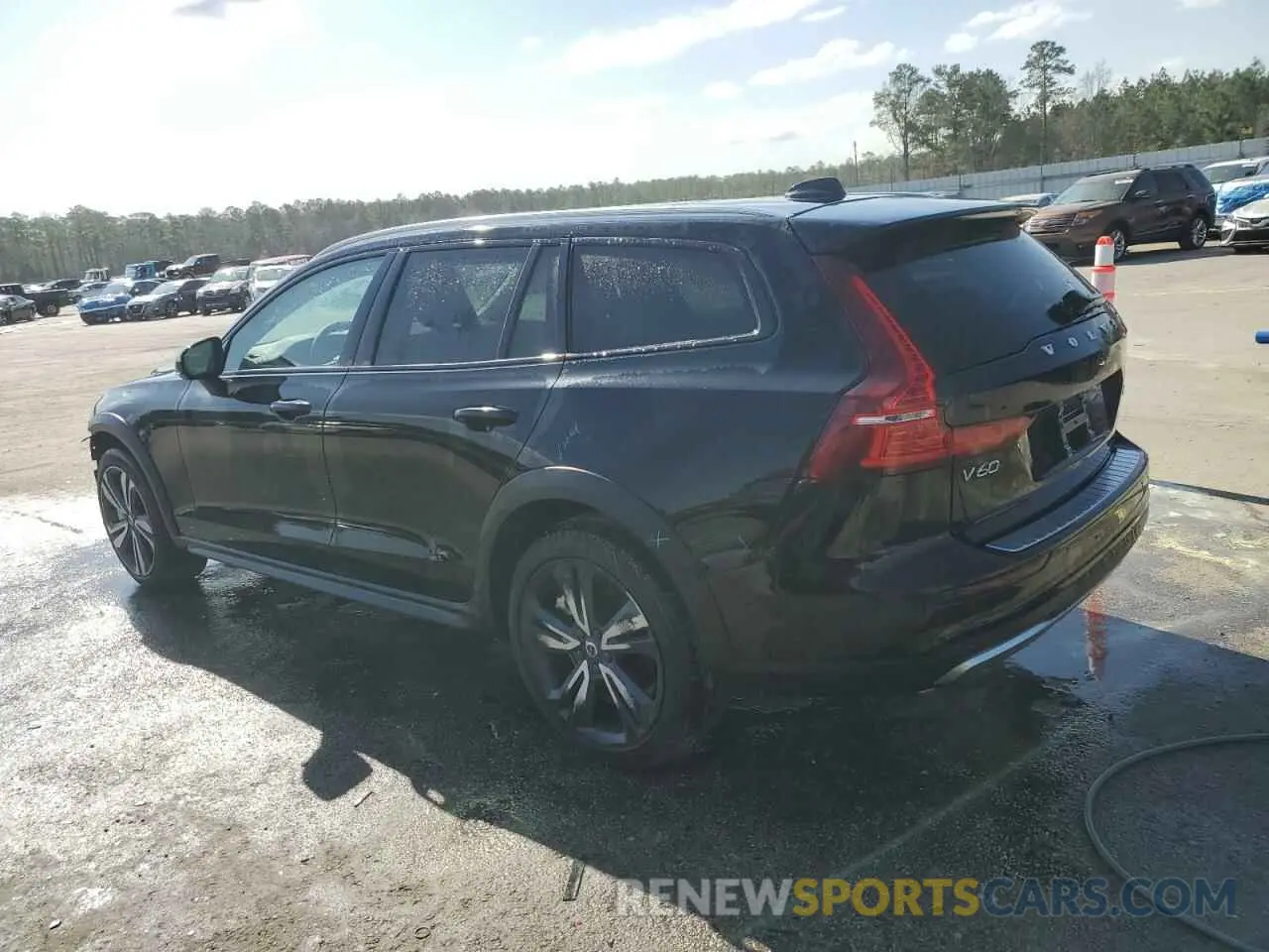 2 Photograph of a damaged car YV4L12WY6R2140474 VOLVO V60 2024