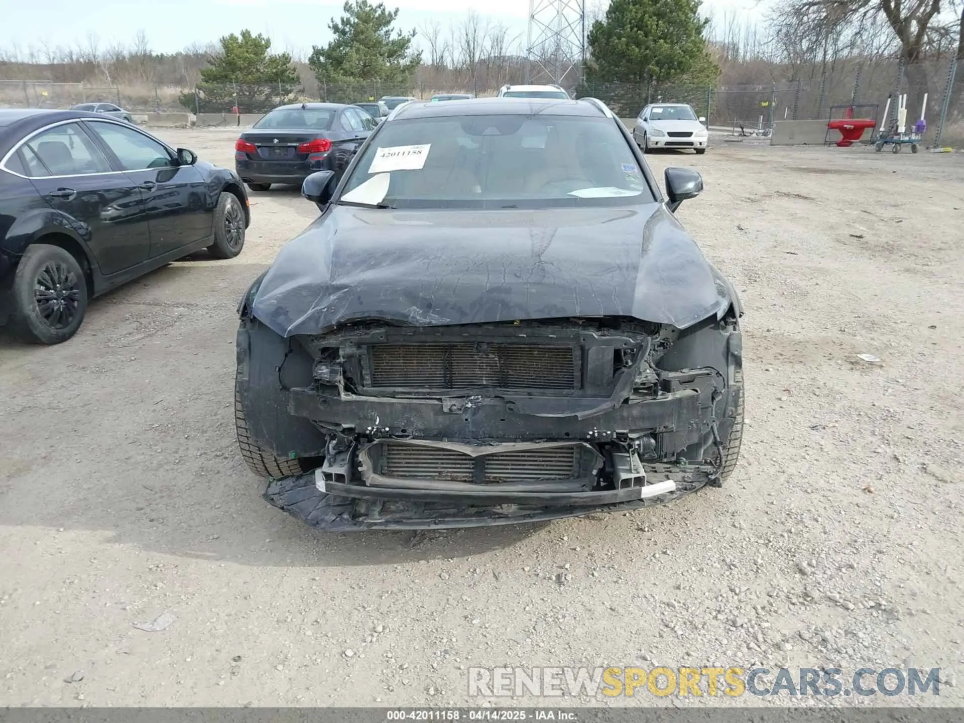 12 Photograph of a damaged car YV4102WK5L1047268 VOLVO V60 CROSS COUNTRY 2020