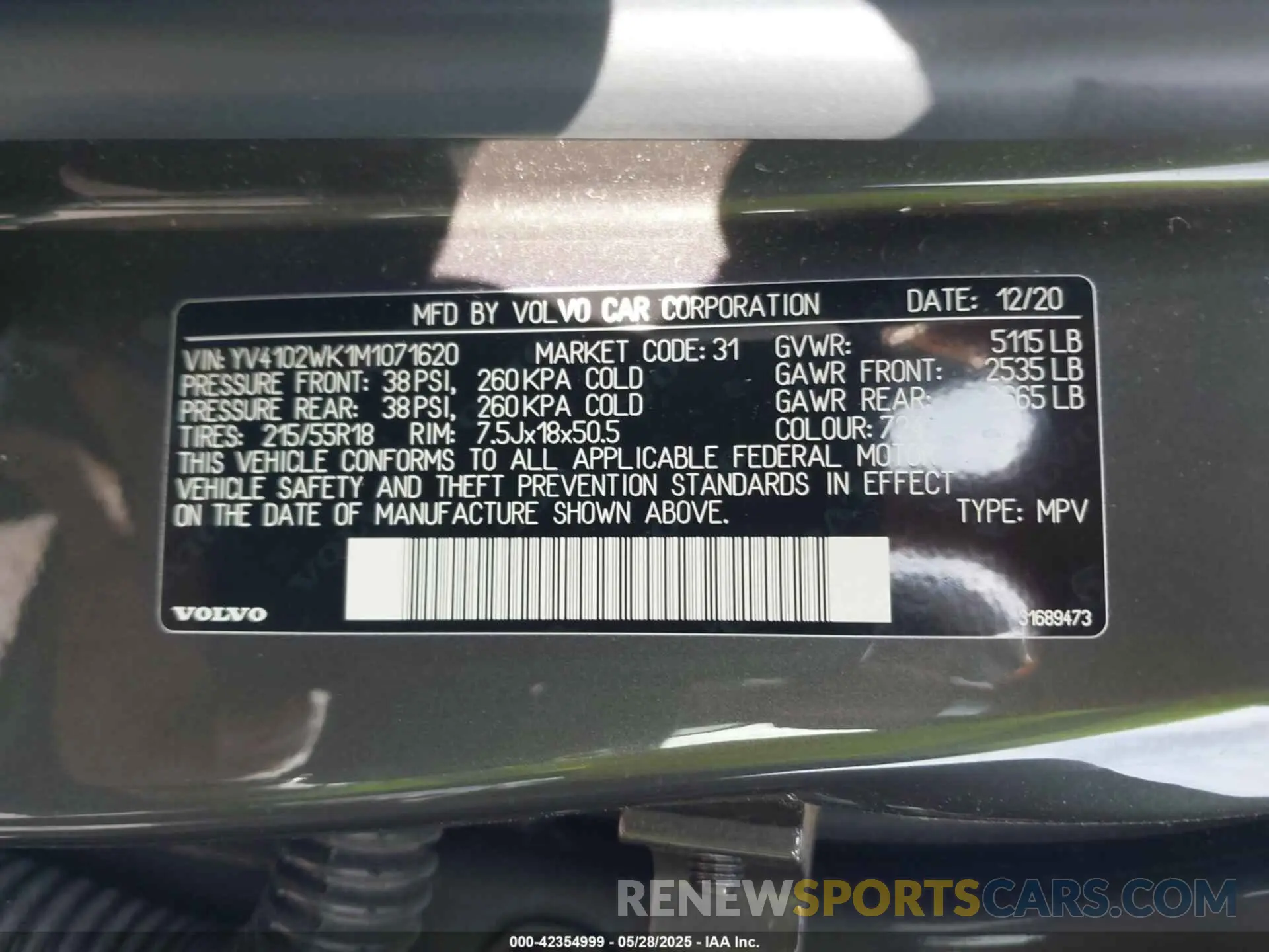 9 Photograph of a damaged car YV4102WK1M1071620 VOLVO V60 CROSS COUNTRY 2021