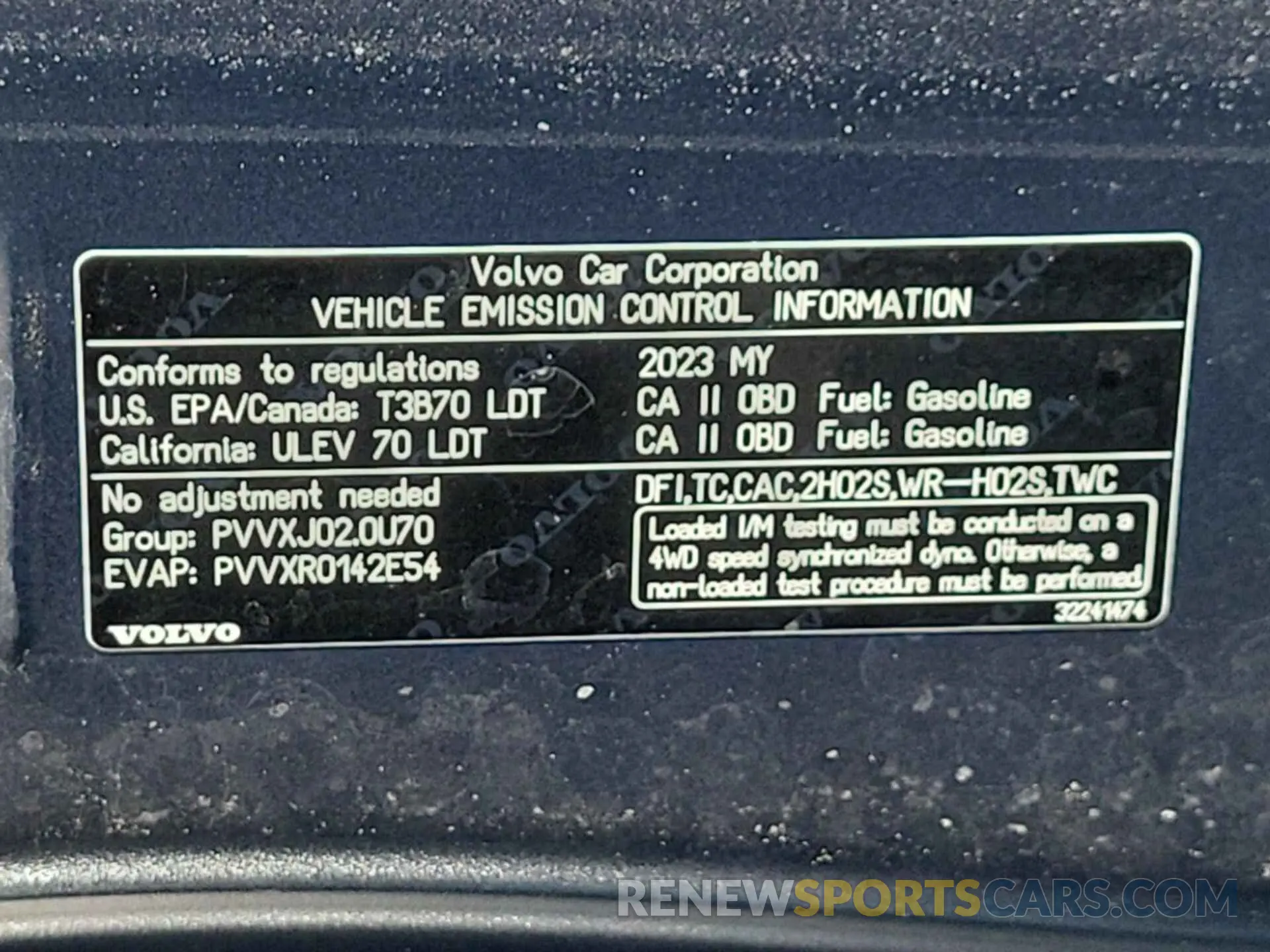 16 Photograph of a damaged car YV4L12WZ2P2106408 VOLVO V60 CROSS COUNTRY 2023