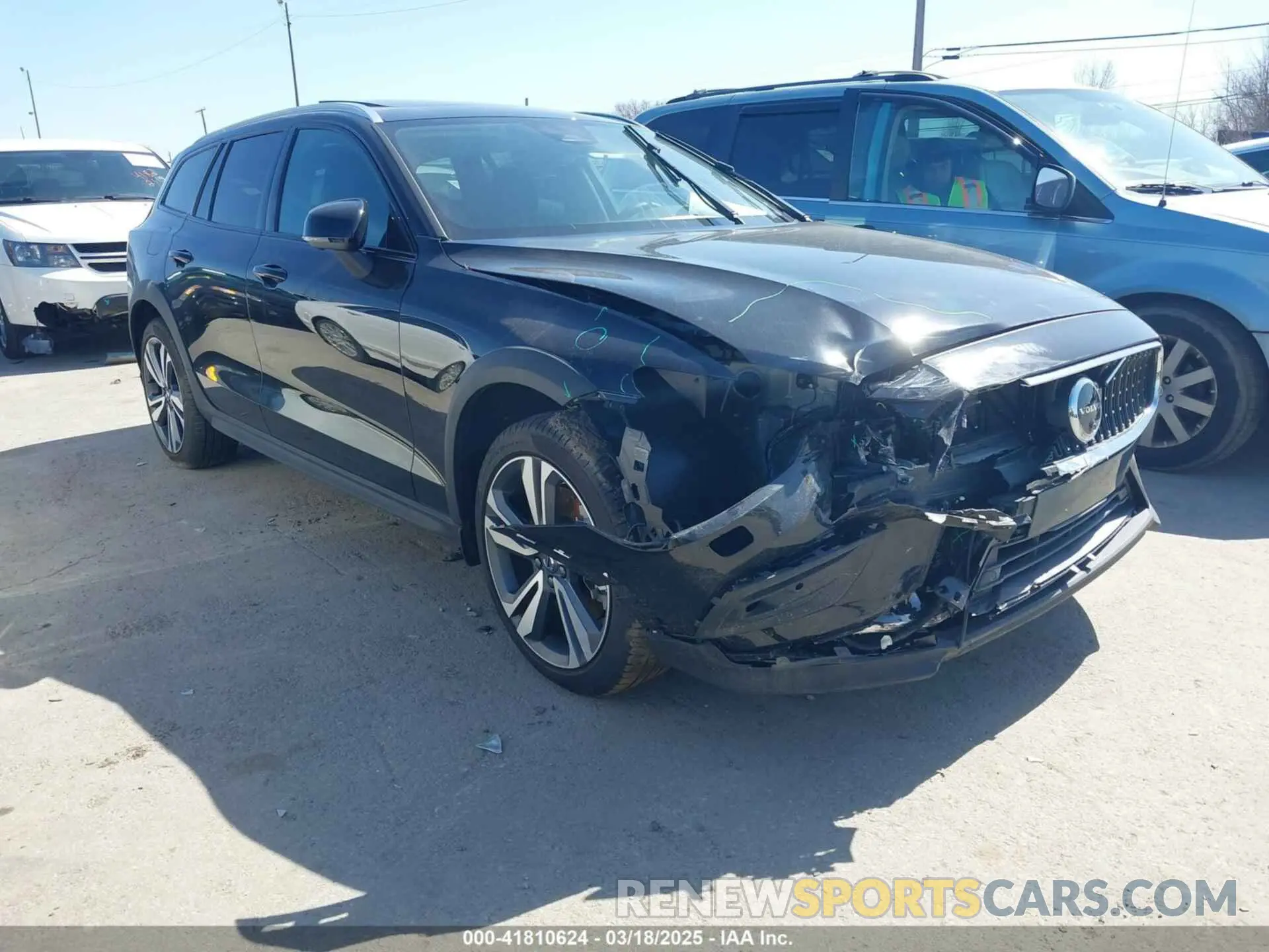 1 Photograph of a damaged car YV4L12WY7R2141133 VOLVO V60 CROSS COUNTRY 2024