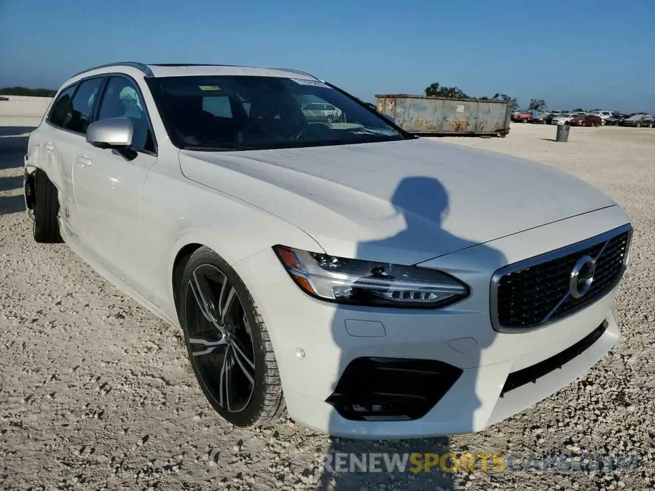 4 Photograph of a damaged car YV1102GM5K1089631 VOLVO V90 2019