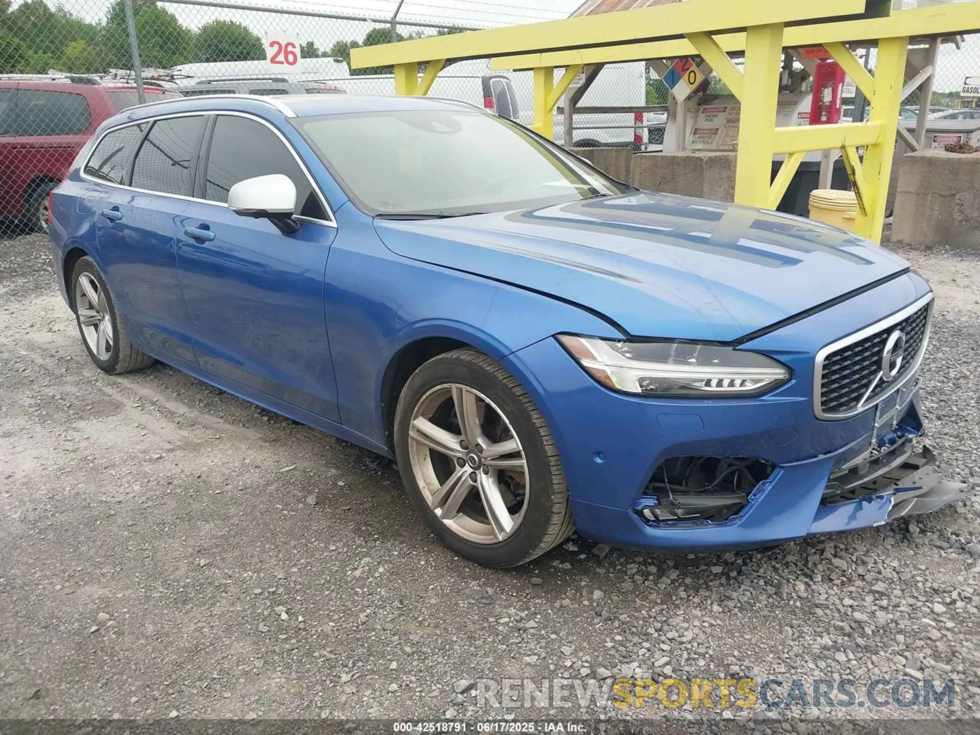 1 Photograph of a damaged car YV1A22VM2K1084934 VOLVO V90 2019