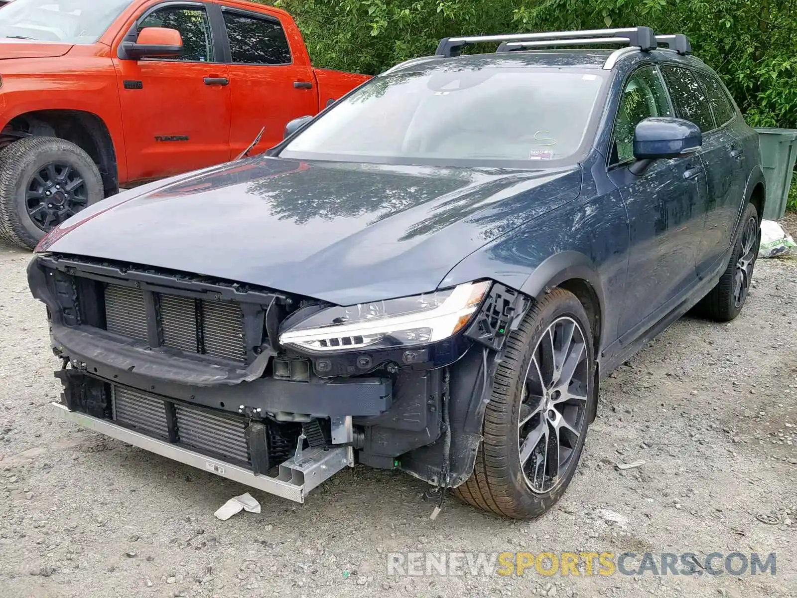 2 Photograph of a damaged car YV4A22NL5K1073940 VOLVO V90 2019