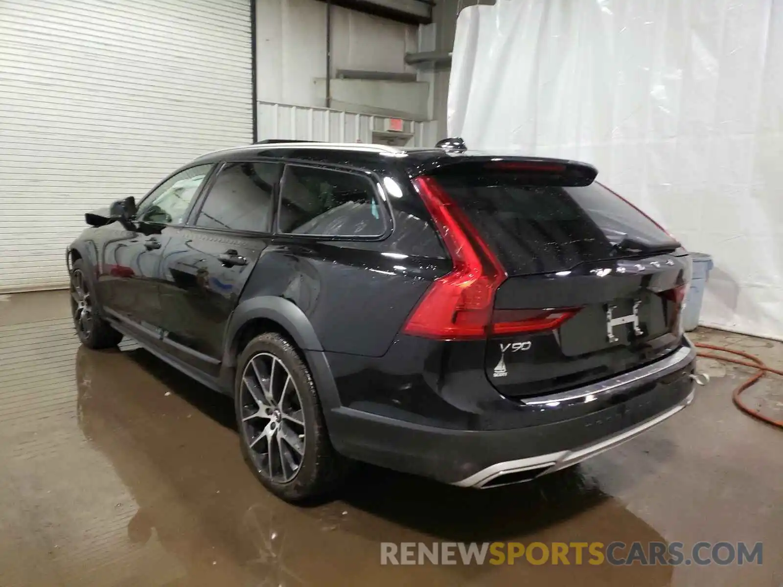 3 Photograph of a damaged car YV4A22NL0L1111902 VOLVO V90 2020