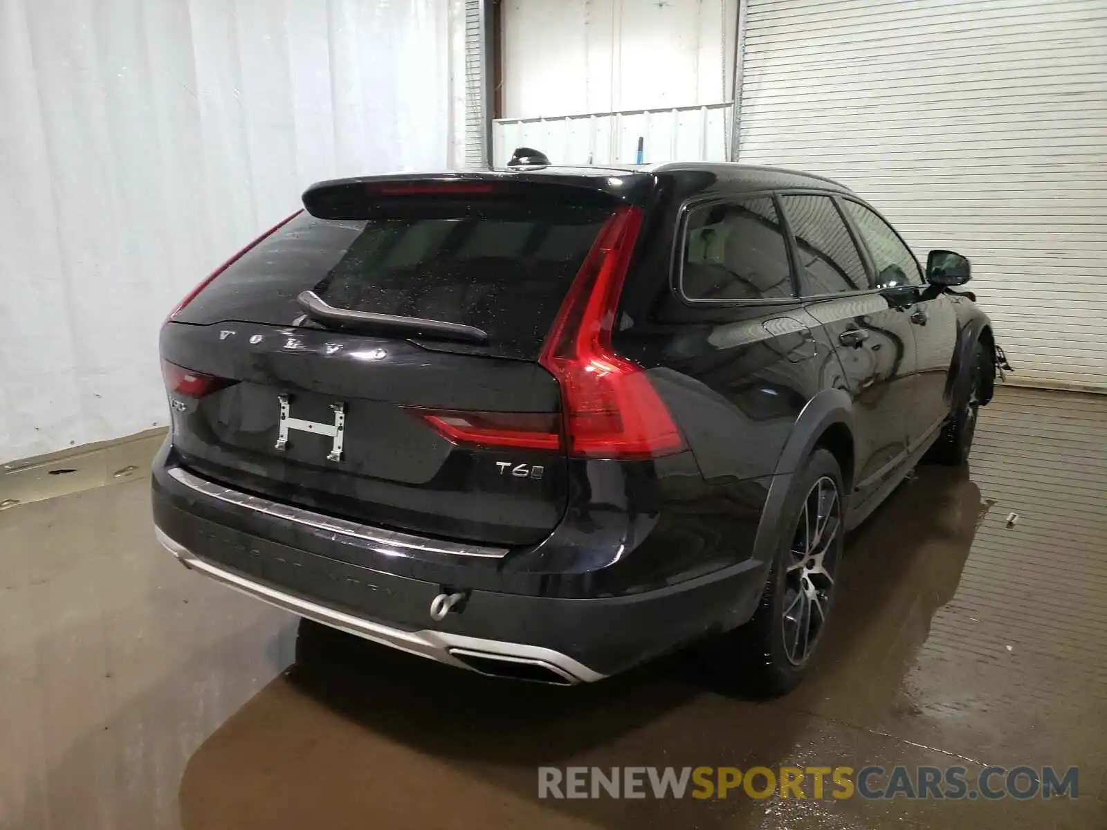 4 Photograph of a damaged car YV4A22NL0L1111902 VOLVO V90 2020