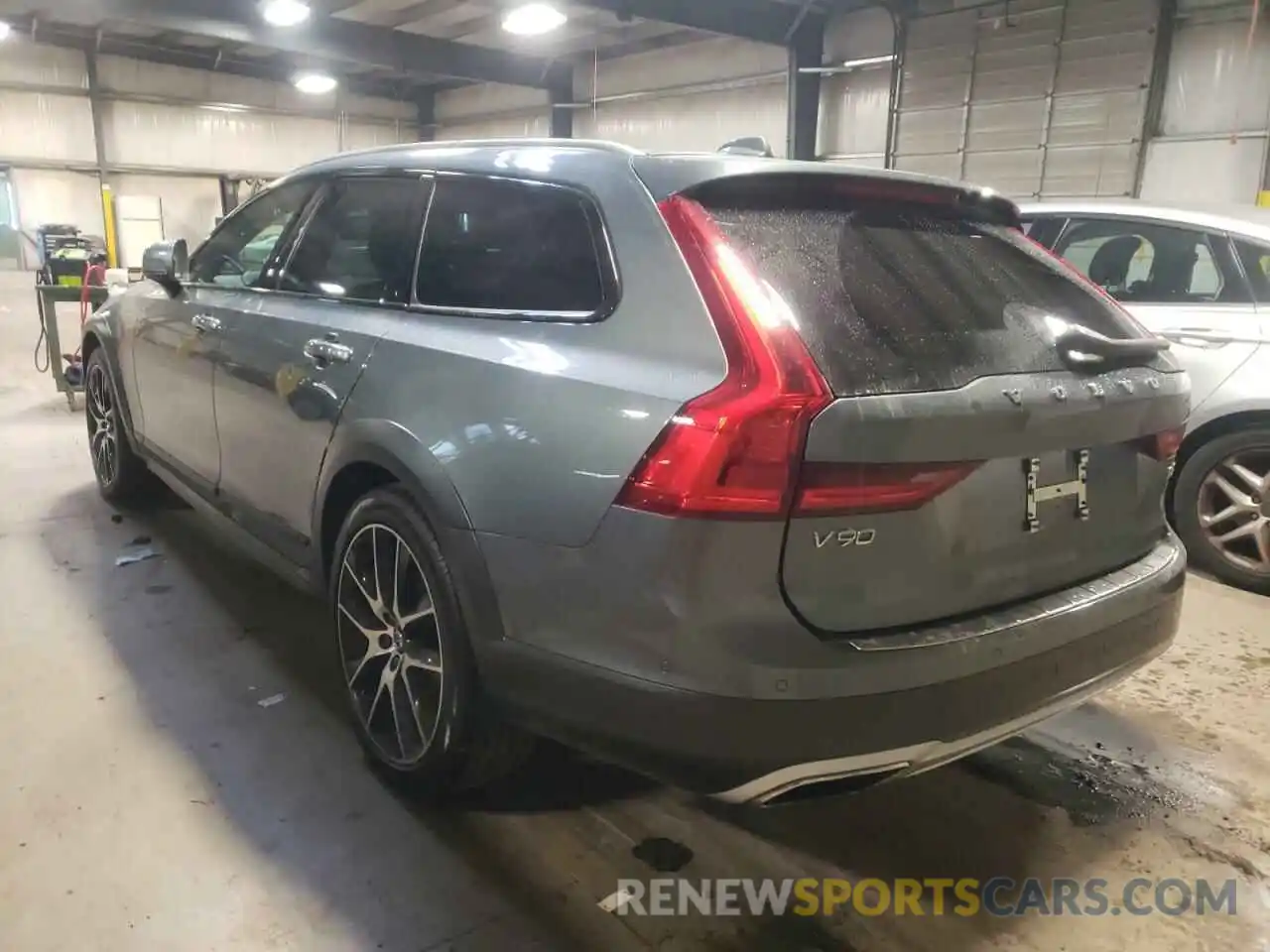 3 Photograph of a damaged car YV4A22NL7L1113548 VOLVO V90 2020