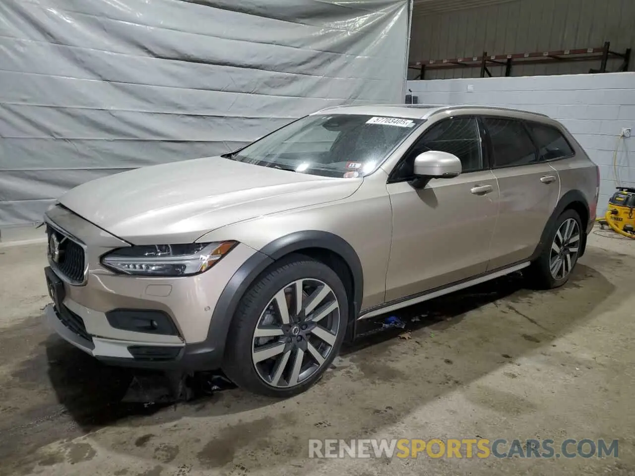 1 Photograph of a damaged car YV4062NC5P1165587 VOLVO V90 2023