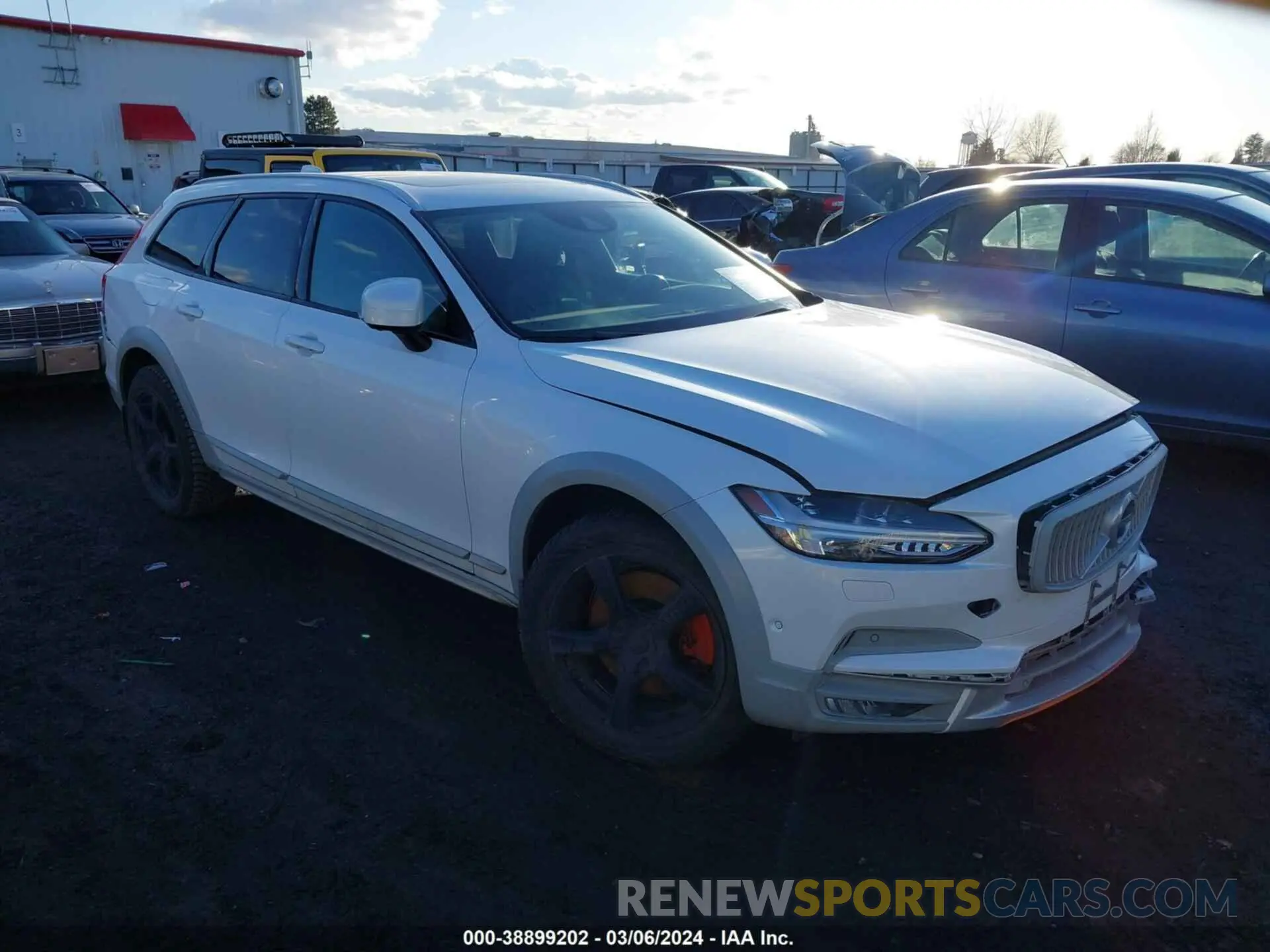 1 Photograph of a damaged car YV4A22NT1J1036270 VOLVO V90 CROSS COUNTRY 2018