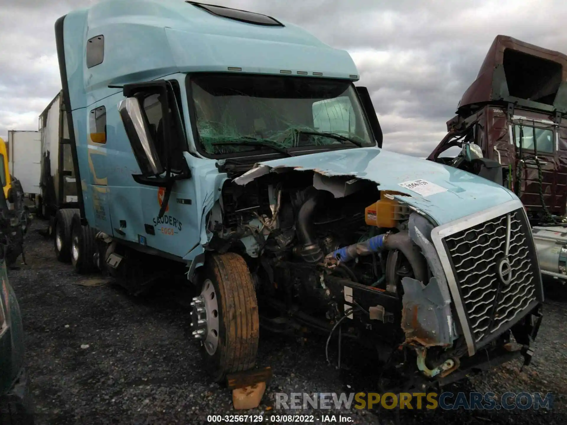 1 Photograph of a damaged car 4V4NB9EH9KN216197 VOLVO VN 2019