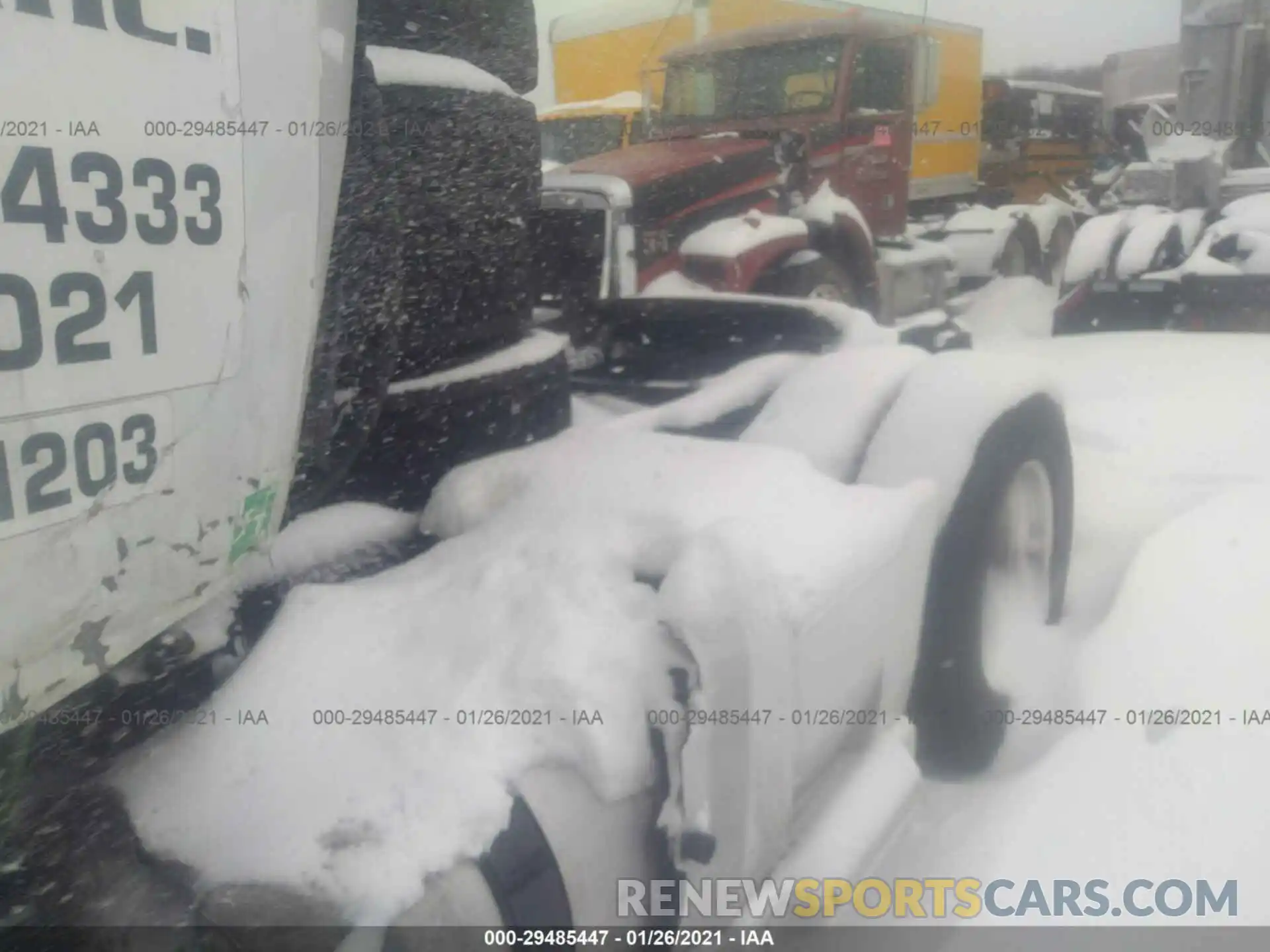 7 Photograph of a damaged car 4V4NC9EH1KN211203 VOLVO VN 2019