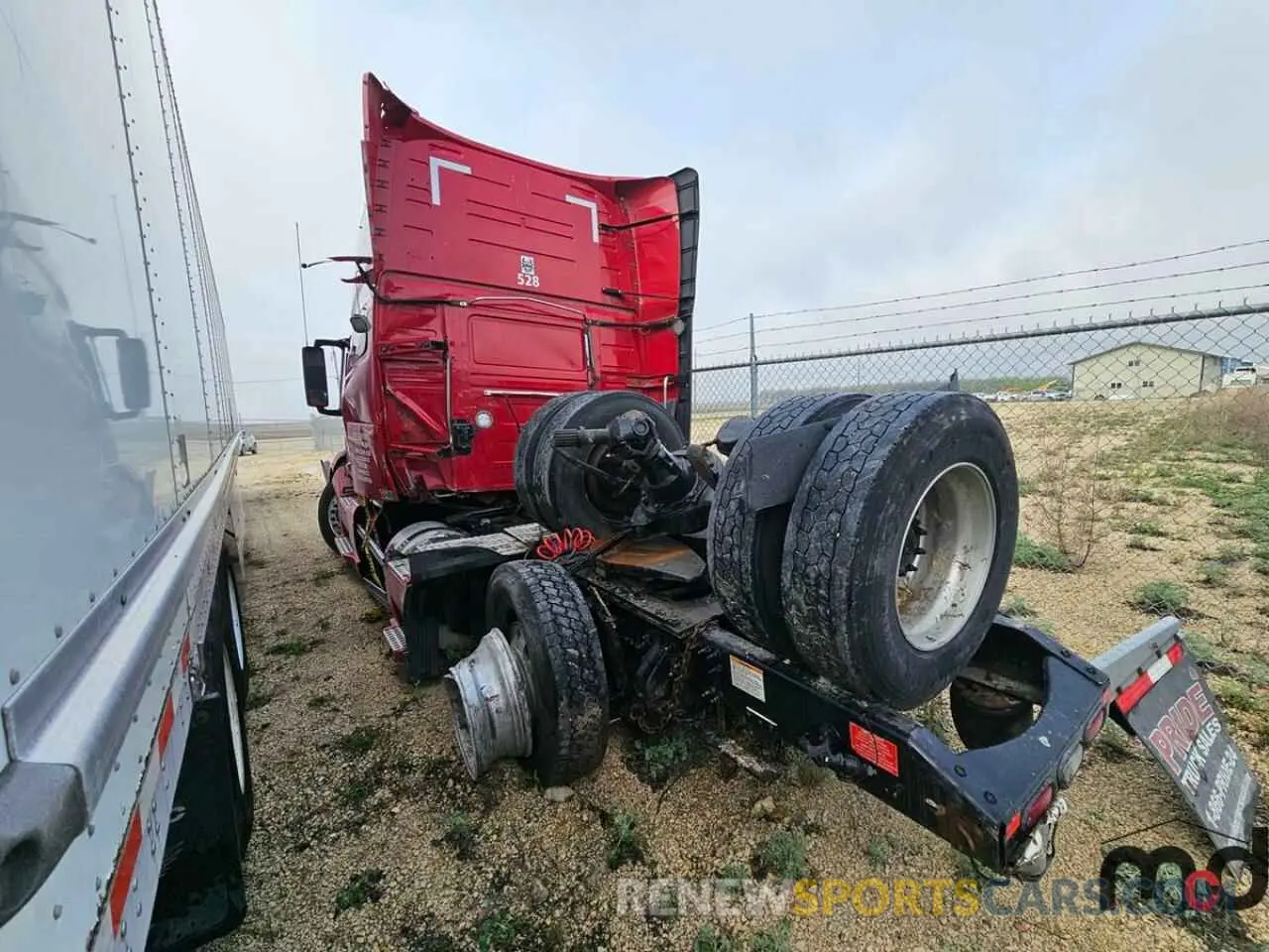2 Photograph of a damaged car 4V4NC9EH2KN903972 VOLVO VN 2019