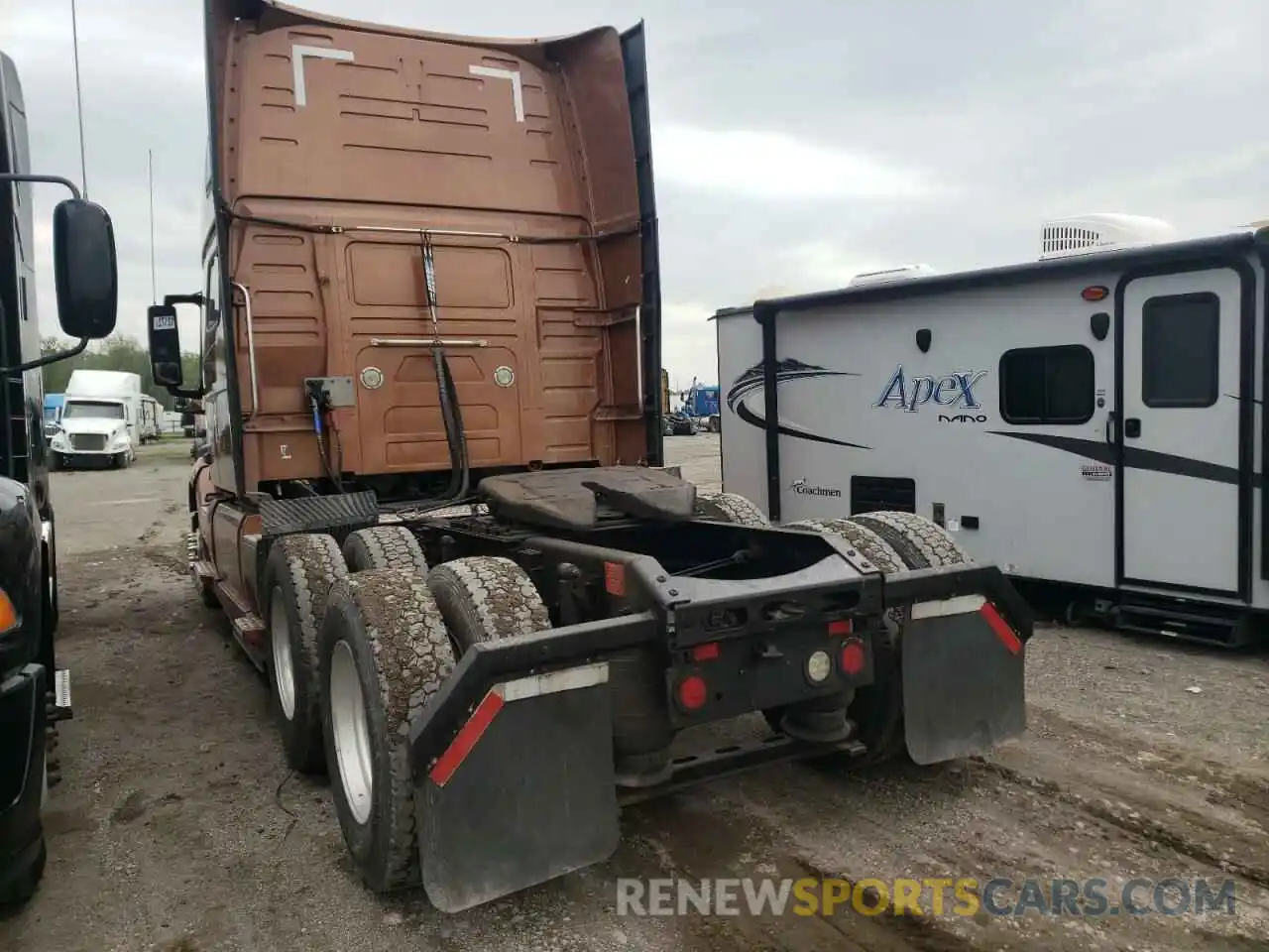 3 Photograph of a damaged car 4V4NC9EH7KN873674 VOLVO VN 2019