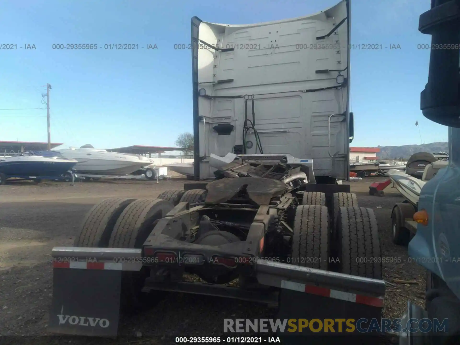 4 Photograph of a damaged car 4V4NC9EH6LN230962 VOLVO VN 2020