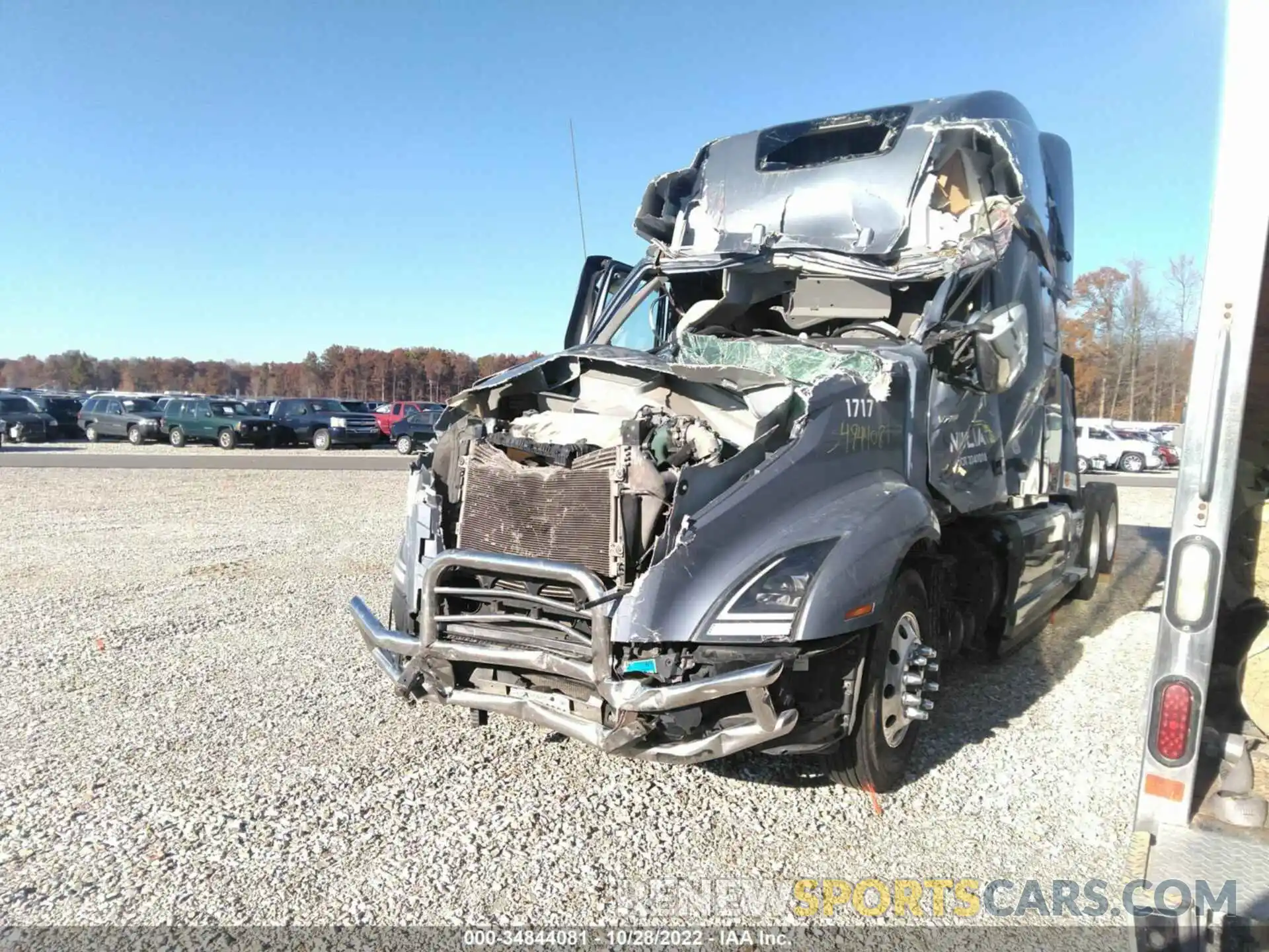 2 Photograph of a damaged car 4V4NC9EHXLN228583 VOLVO VN 2020