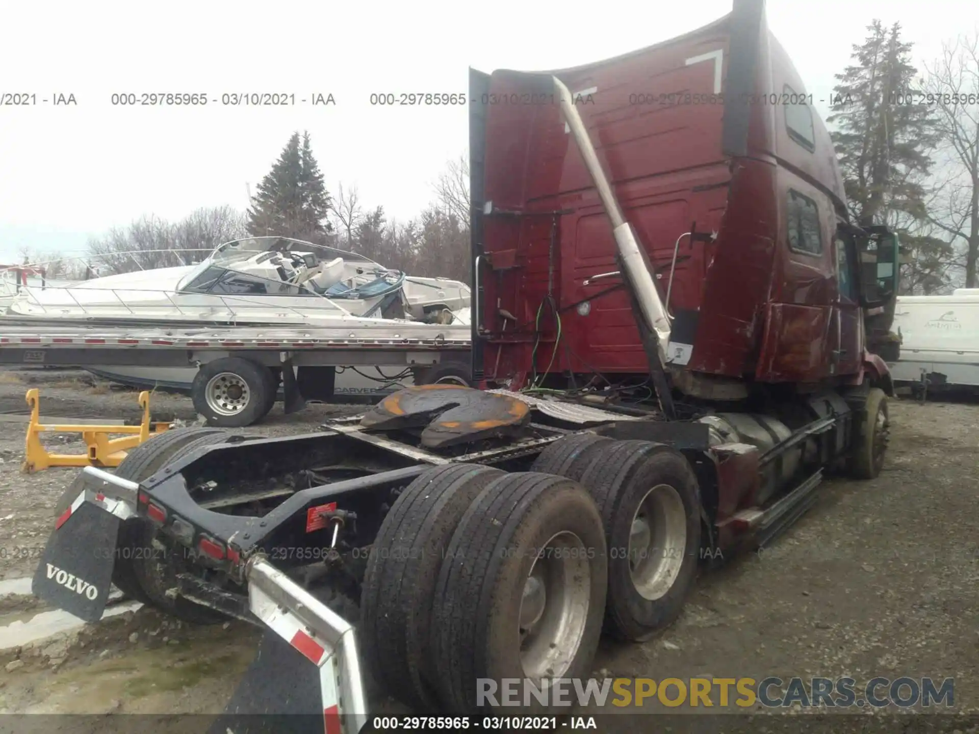 4 Photograph of a damaged car 4V4NC9EJ2LN871786 VOLVO VN 2020