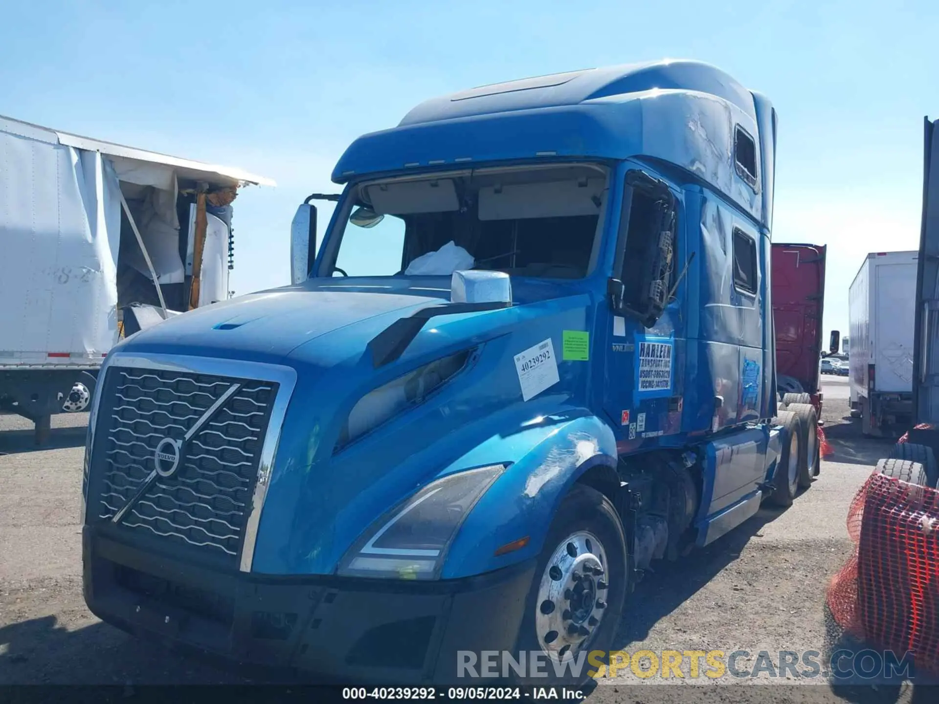 2 Photograph of a damaged car 4V4NC9EH6KN219667 VOLVO VNL 2019