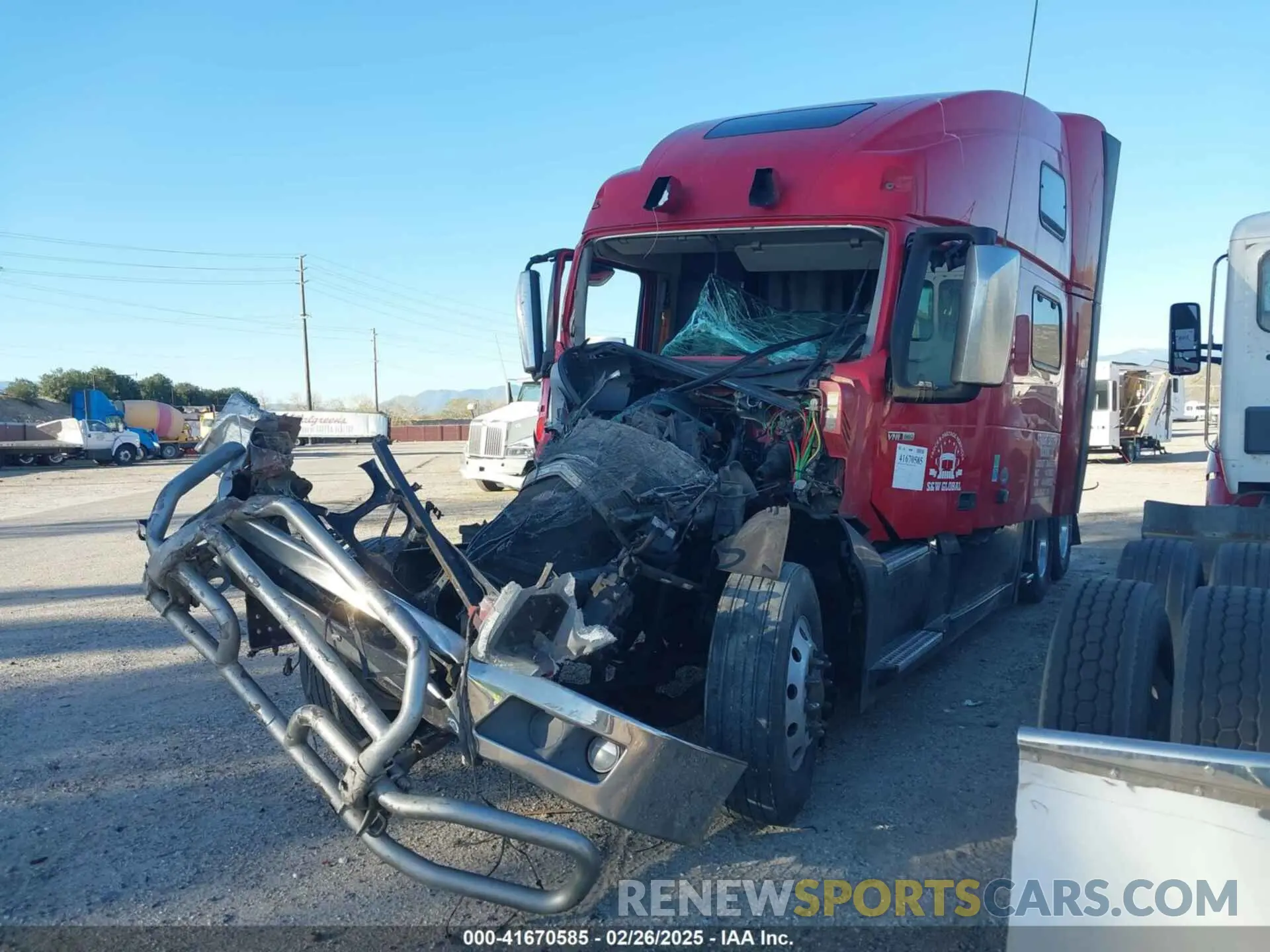 2 Photograph of a damaged car 4V4NC9EH8KN205253 VOLVO VNL 2019