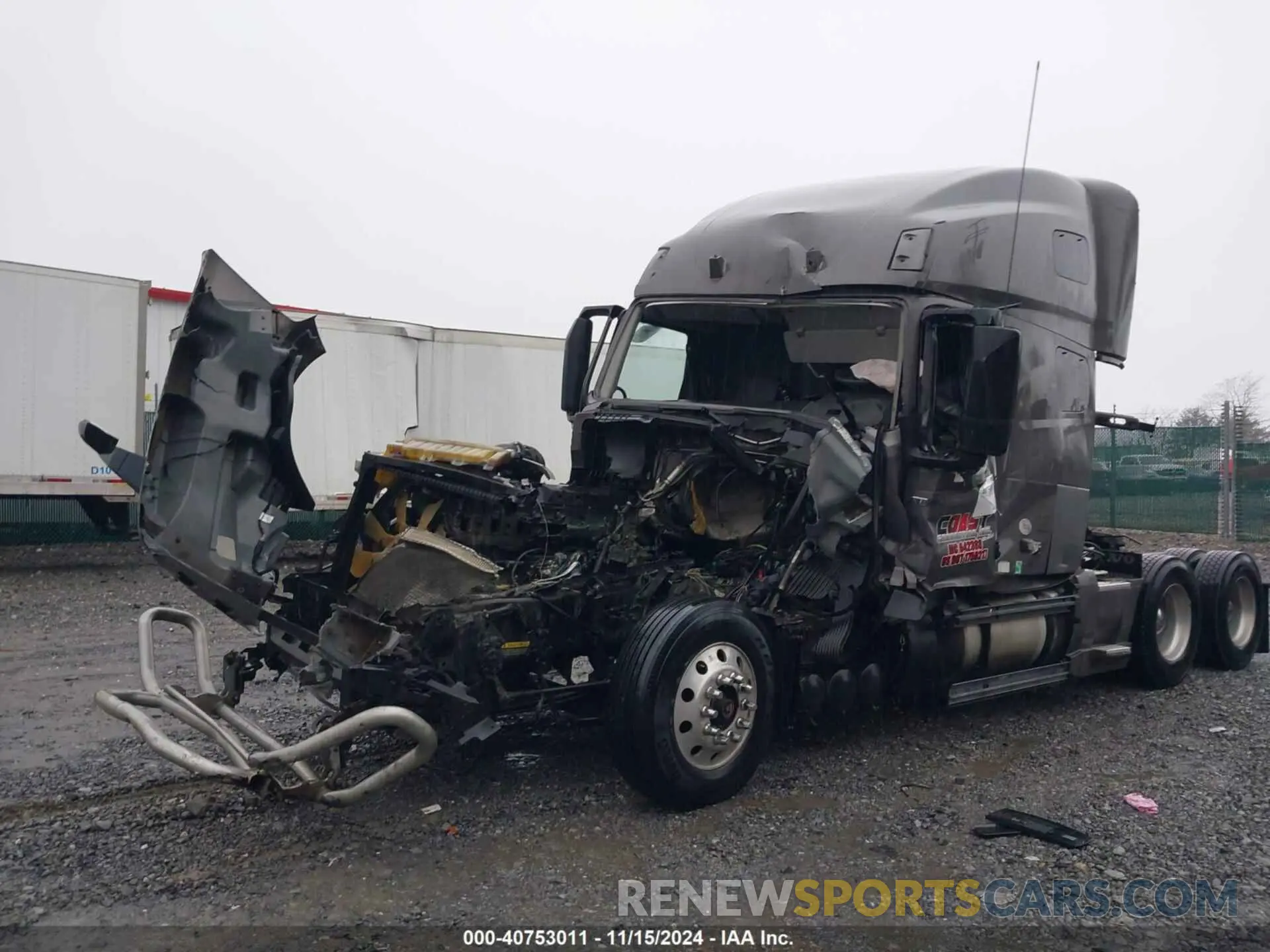 2 Photograph of a damaged car 4V4NC9EJ5KN200420 VOLVO VNL 2019
