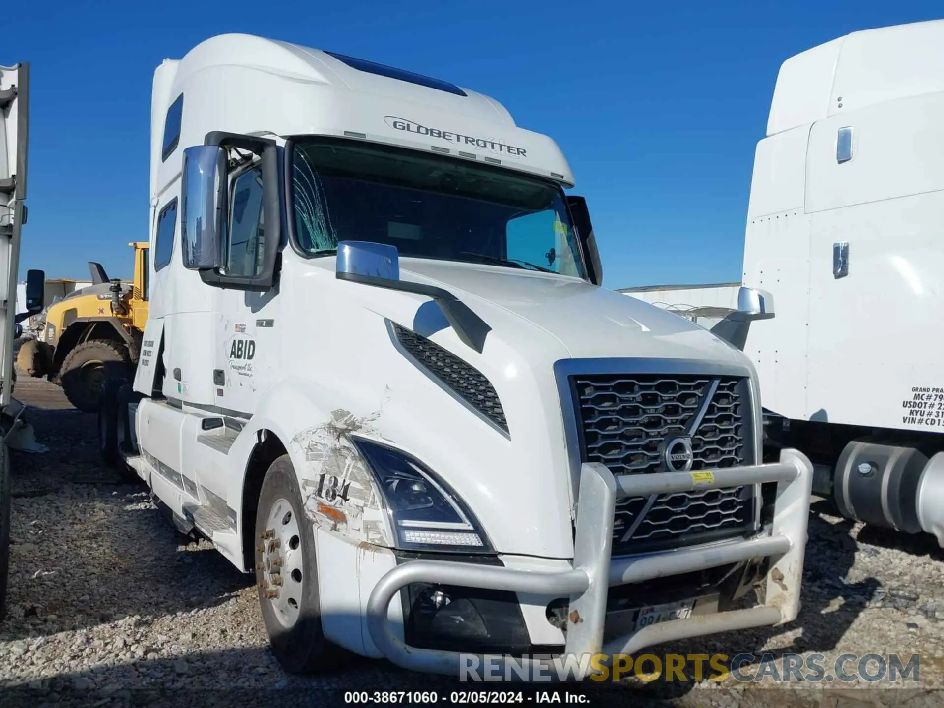 1 Photograph of a damaged car 4V4NC9EH6LN223932 VOLVO VNL 2020