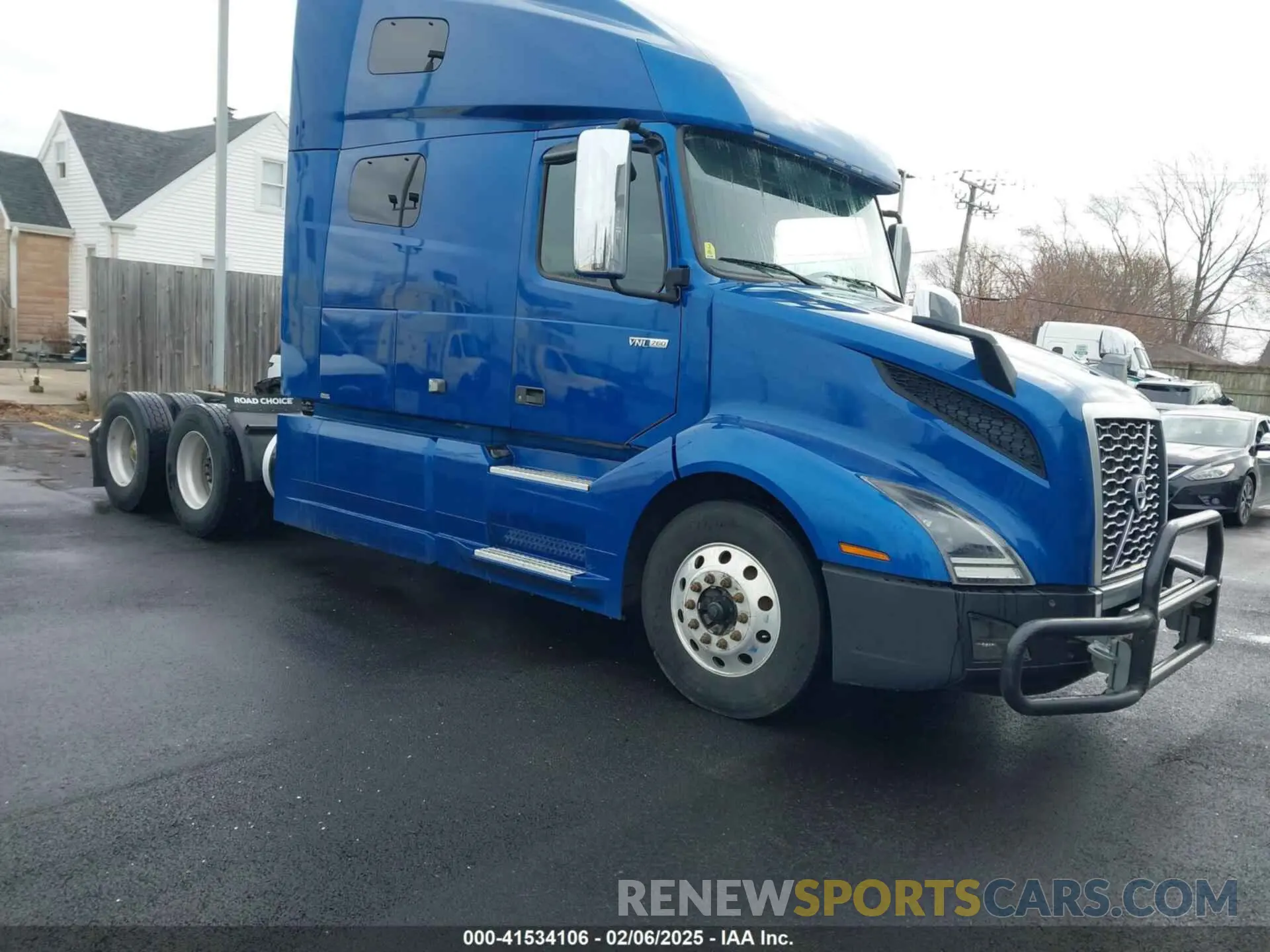 1 Photograph of a damaged car 4V4NC9EHXLN236747 VOLVO VNL 2020