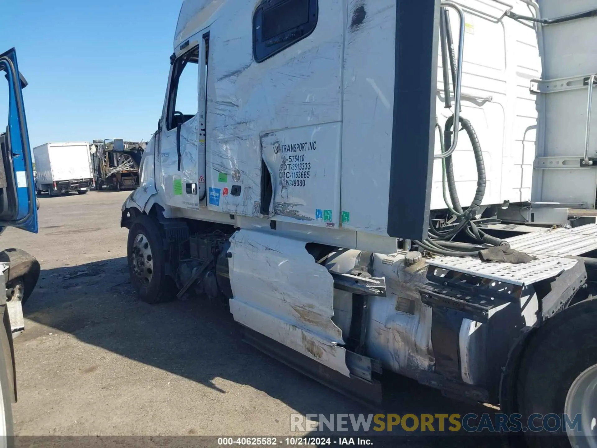 13 Photograph of a damaged car 4V4NC9EJ8LN249080 VOLVO VNL 2020
