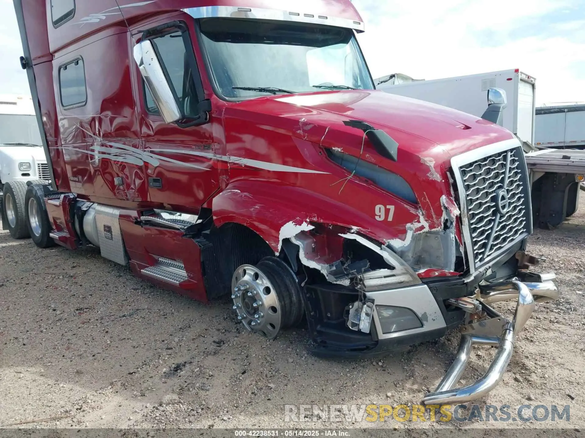 11 Photograph of a damaged car 4V4NC9EH2MN235559 VOLVO VNL 2021