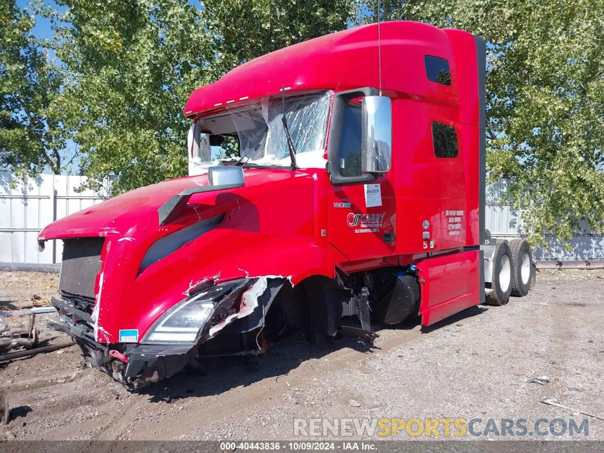 2 Photograph of a damaged car 4V4NC9EH6NN299461 VOLVO VNL 2022