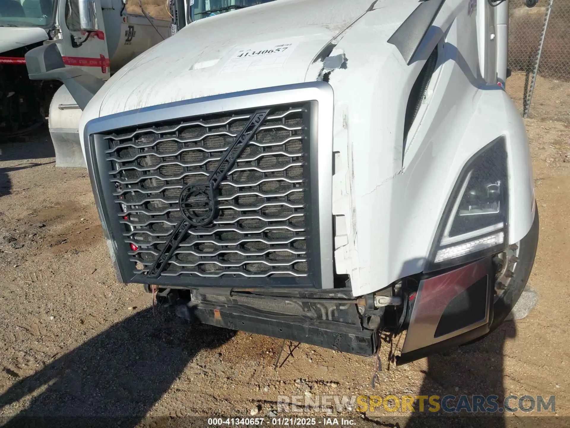 11 Photograph of a damaged car 4V4NC9EH0PN334515 VOLVO VNL 2023