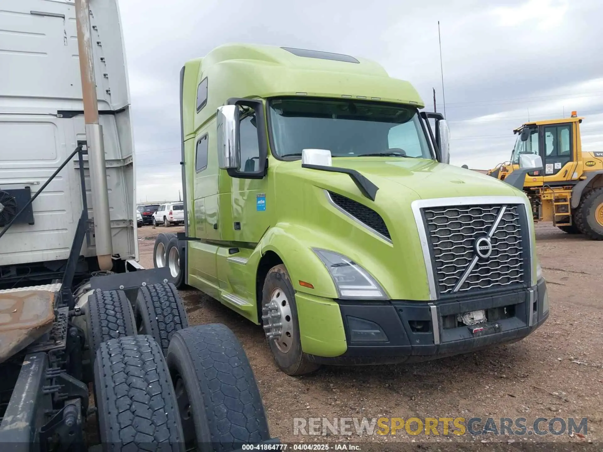 1 Photograph of a damaged car 4V4NC9EH2PN335262 VOLVO VNL 2023