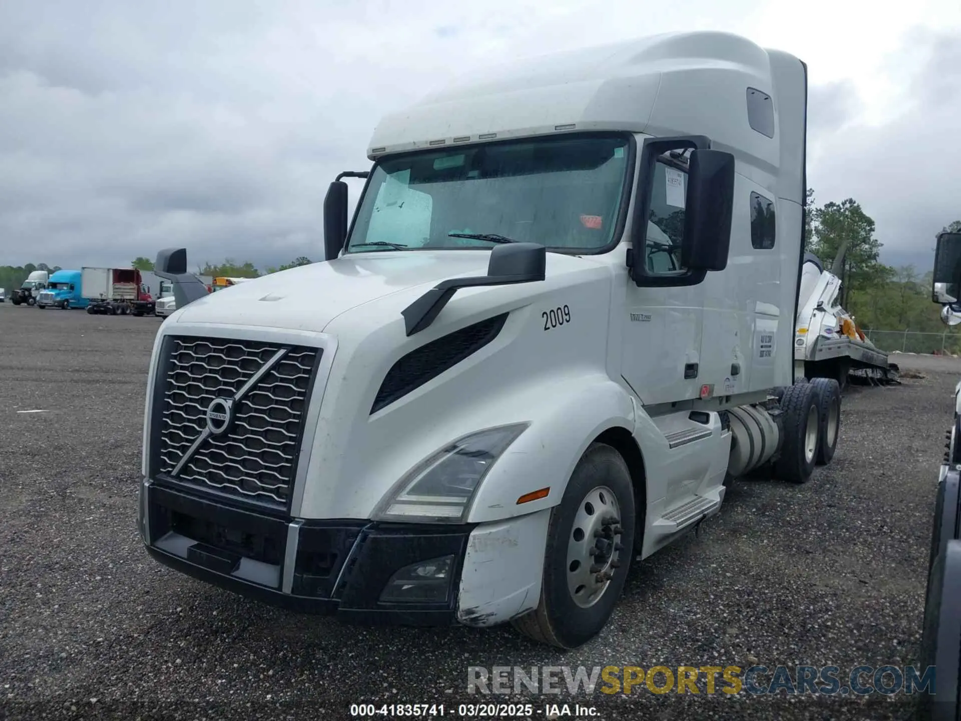 2 Photograph of a damaged car 4V4NC9EH4KN872630 VOLVO VNL*ORS 2019