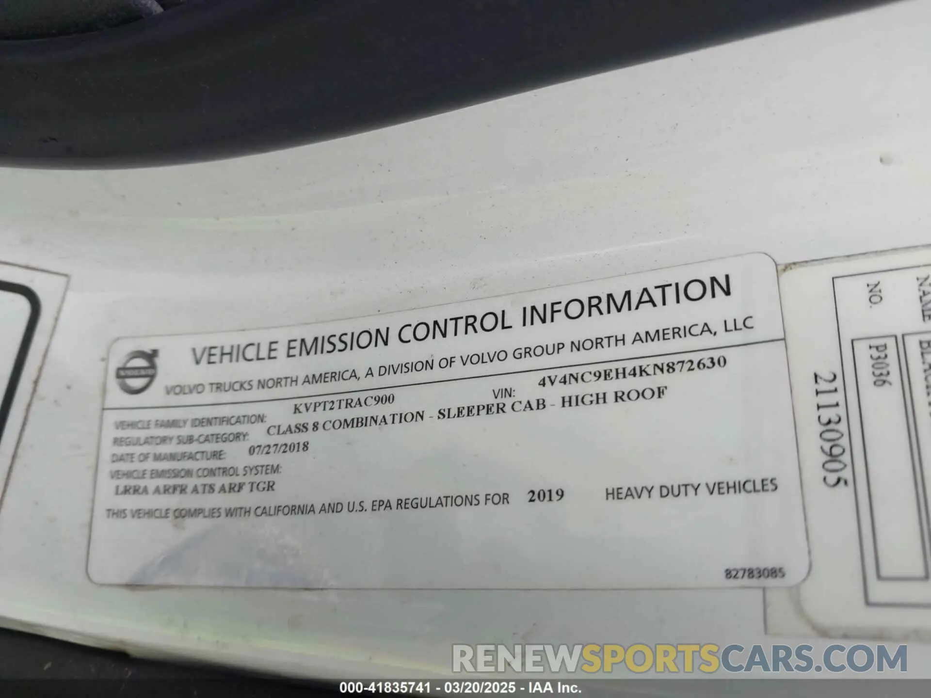 8 Photograph of a damaged car 4V4NC9EH4KN872630 VOLVO VNL*ORS 2019