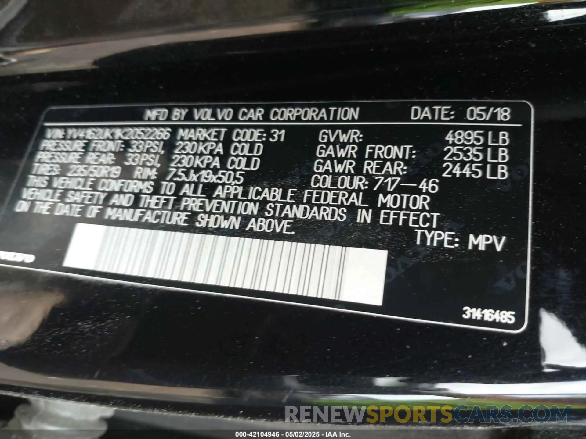 9 Photograph of a damaged car YV4162UK1K2052266 VOLVO XC40 2019