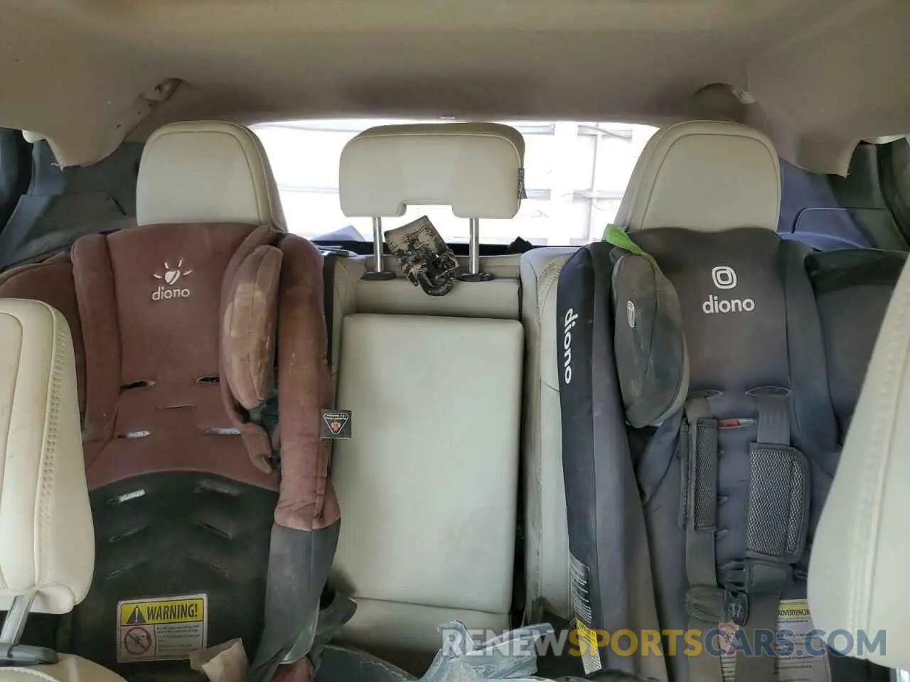 10 Photograph of a damaged car YV4162UK2K2051742 VOLVO XC40 2019